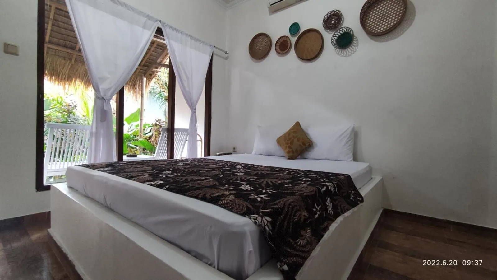 Photo of the whole room in Salty Sea Guesthouse