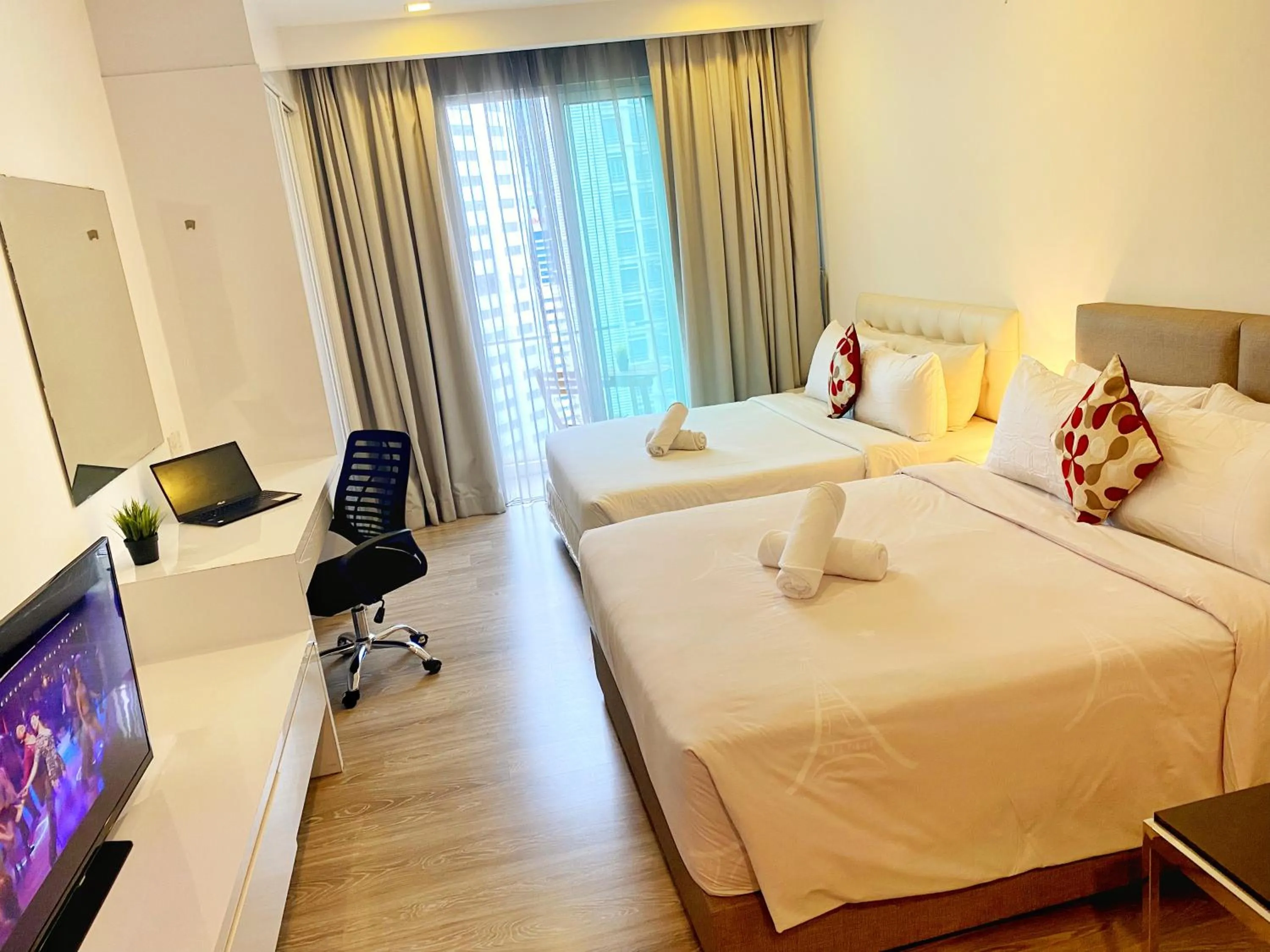 Bed in Lila Suites One Bukit Ceylon