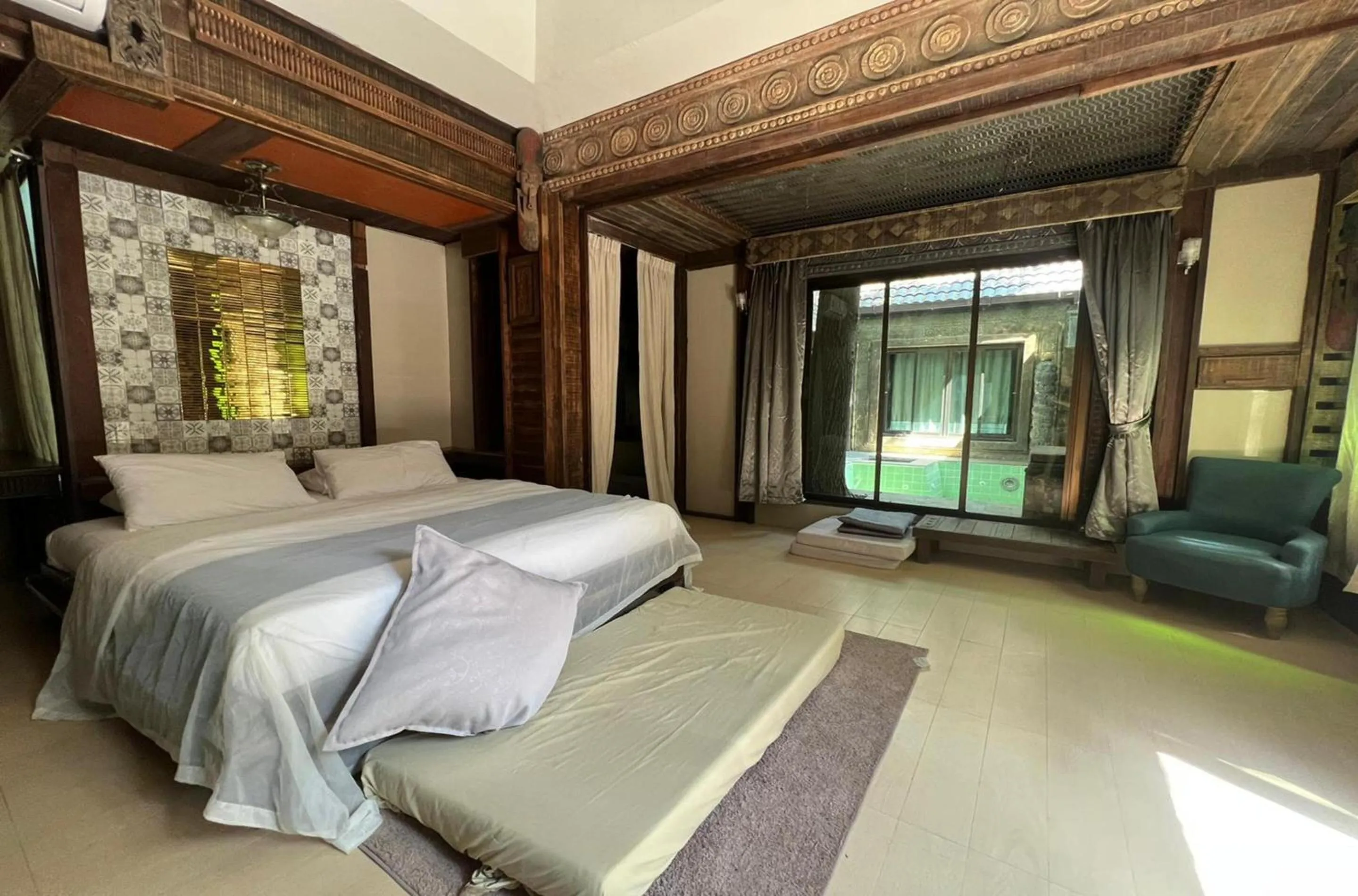 Bed in K2 Xanadu Pool Villa
