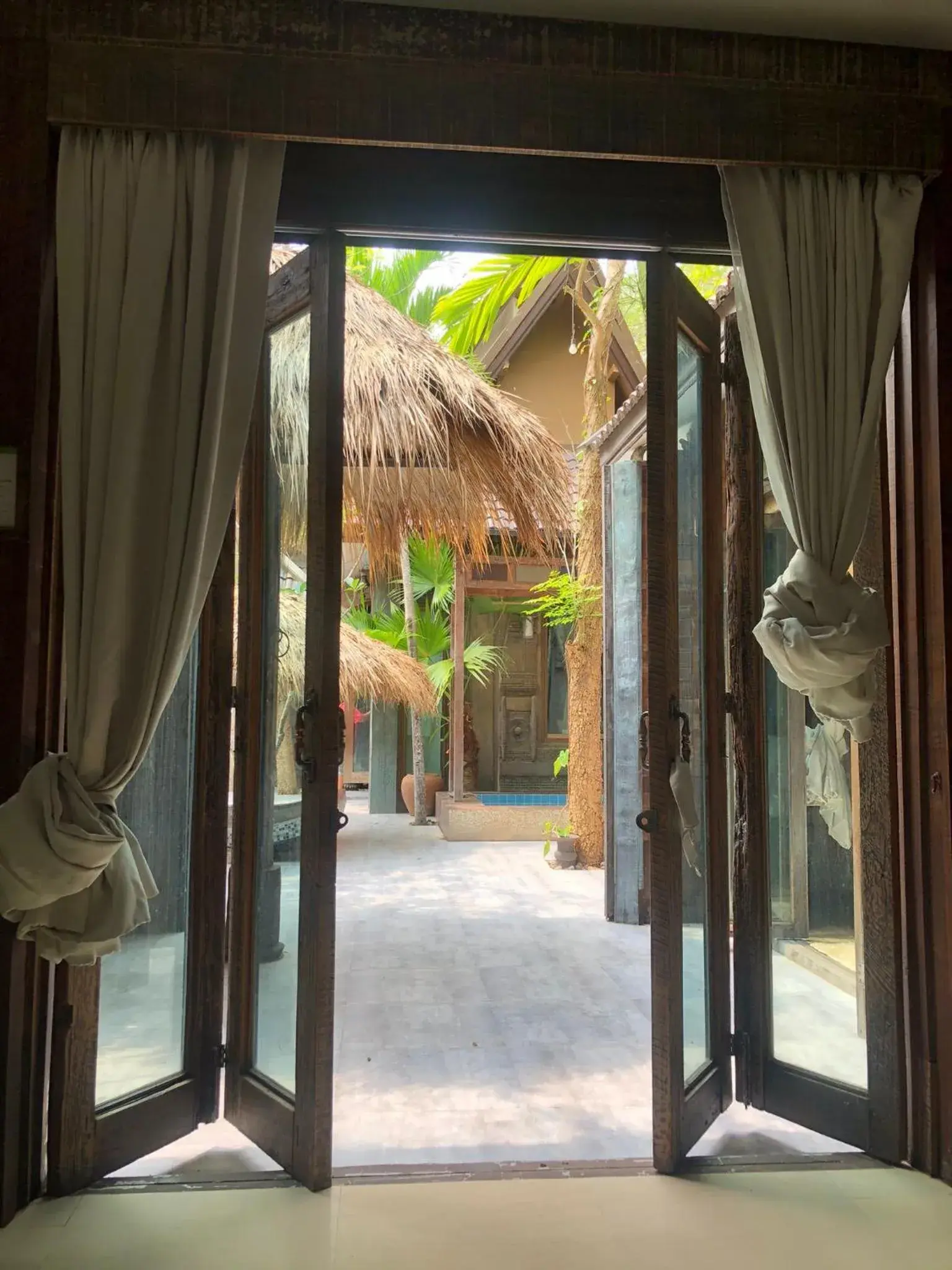 Budget Double Room in K2 Xanadu Pool Villa Budget Double Room in K2 Xanadu Pool Villa