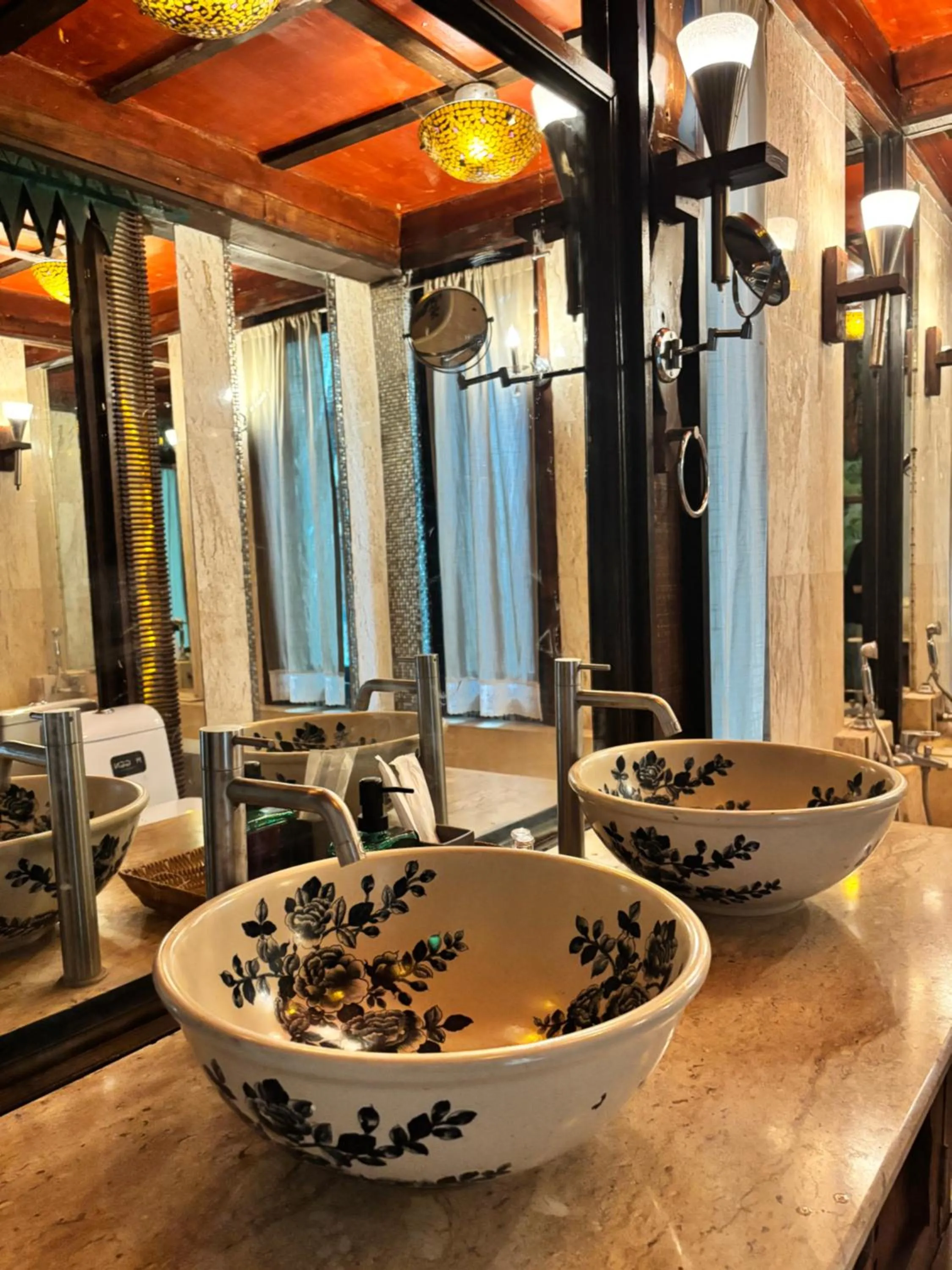 Toilet in K2 Xanadu Pool Villa