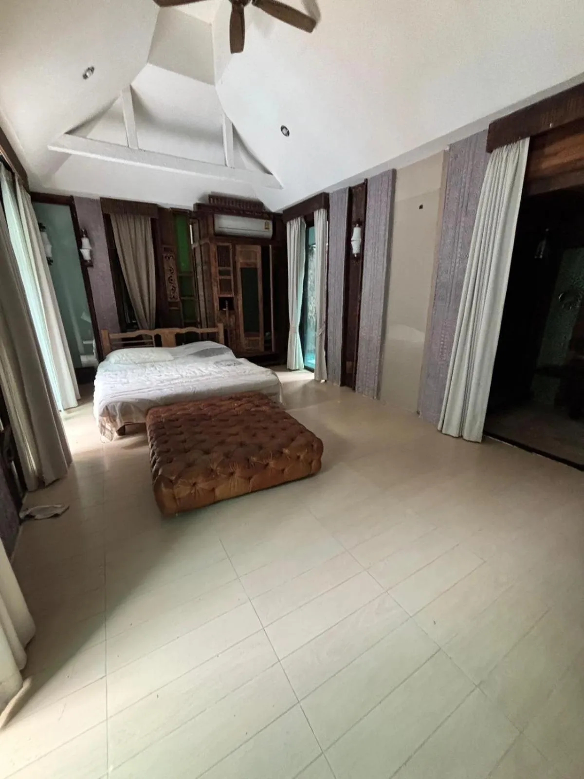 Bed in K2 Xanadu Pool Villa