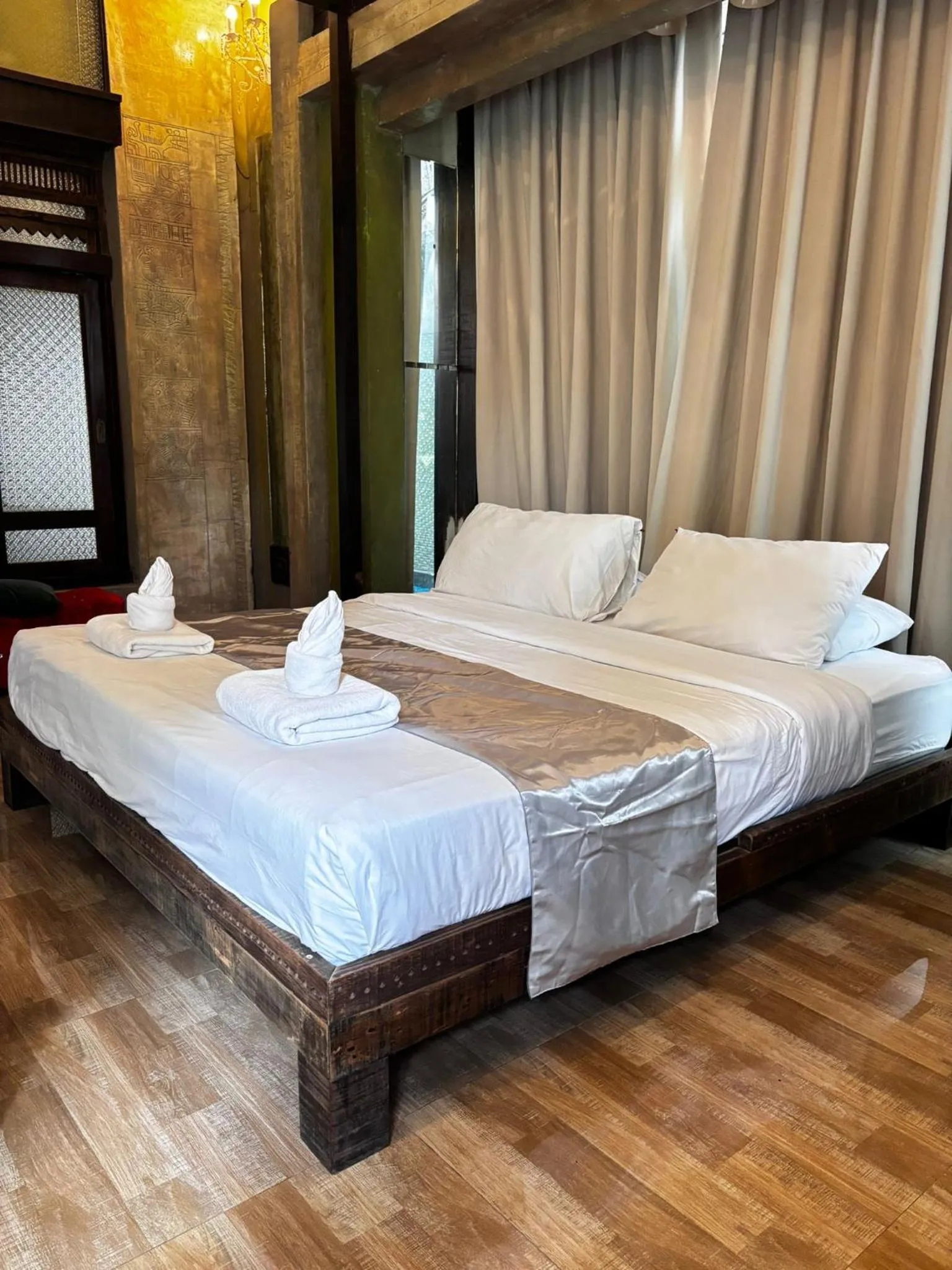 Bed in K2 Xanadu Pool Villa