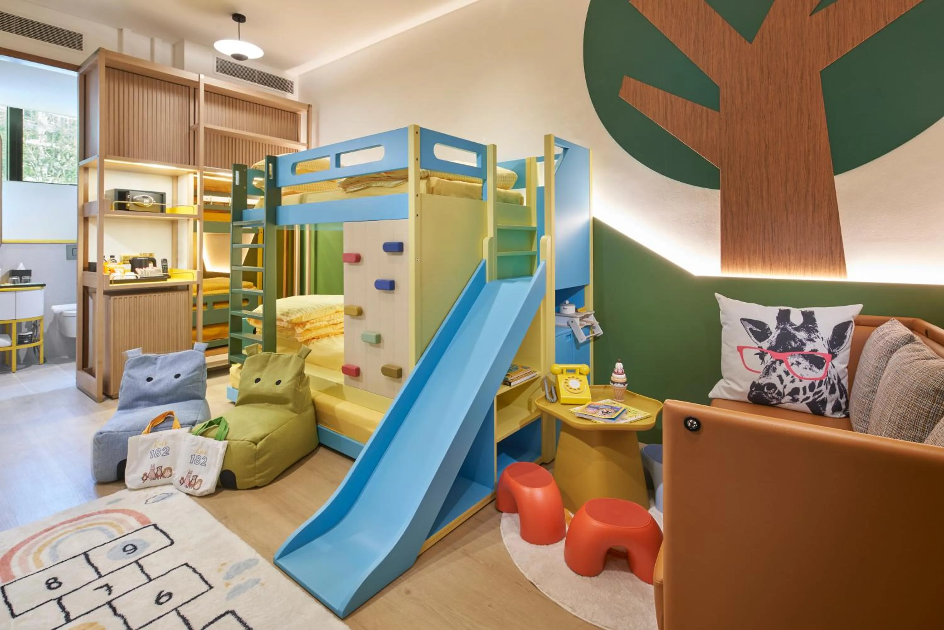 Bedroom in Citadines Connect City Centre Singapore