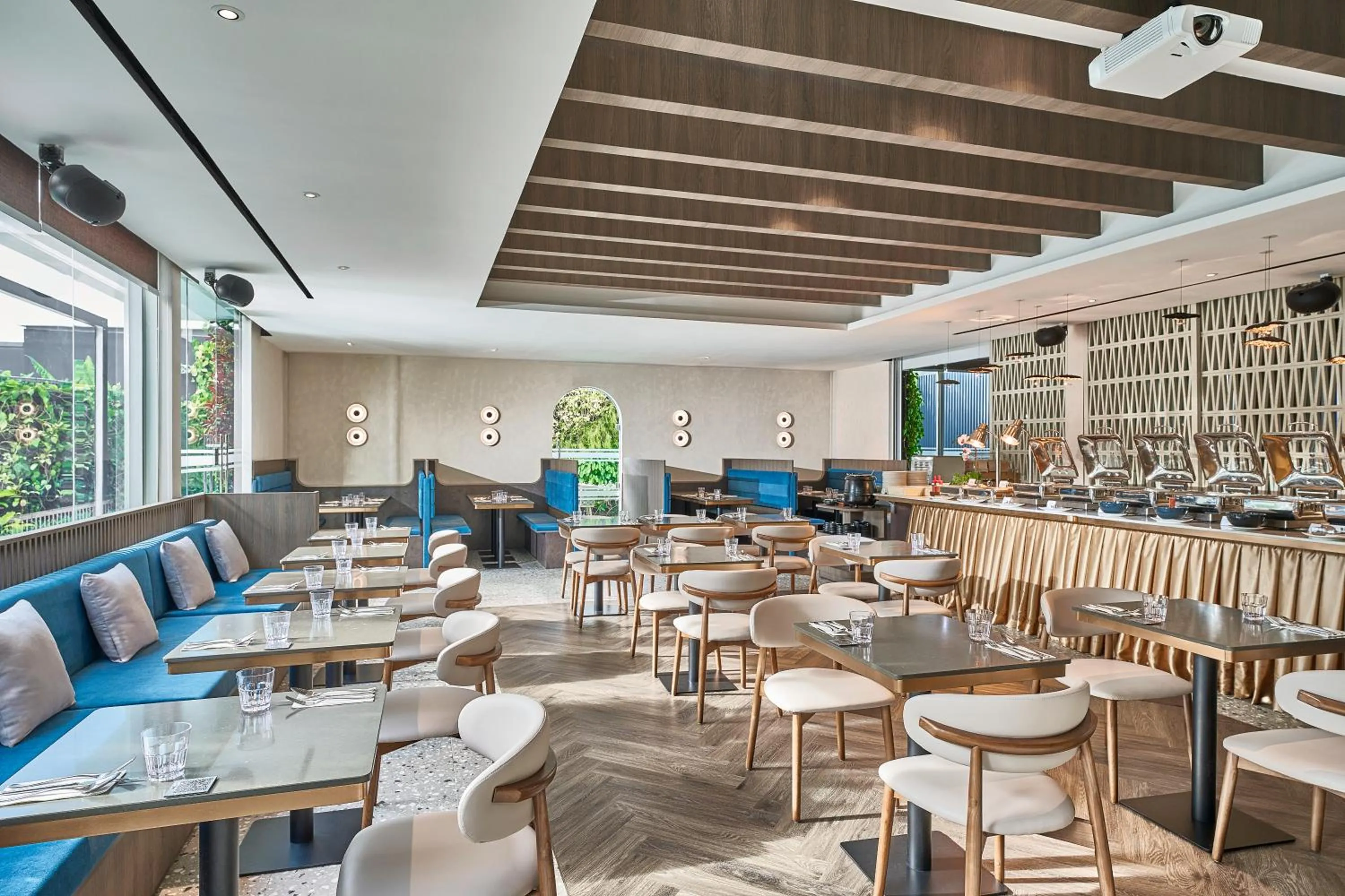 Restaurant/places to eat in Citadines Connect City Centre Singapore