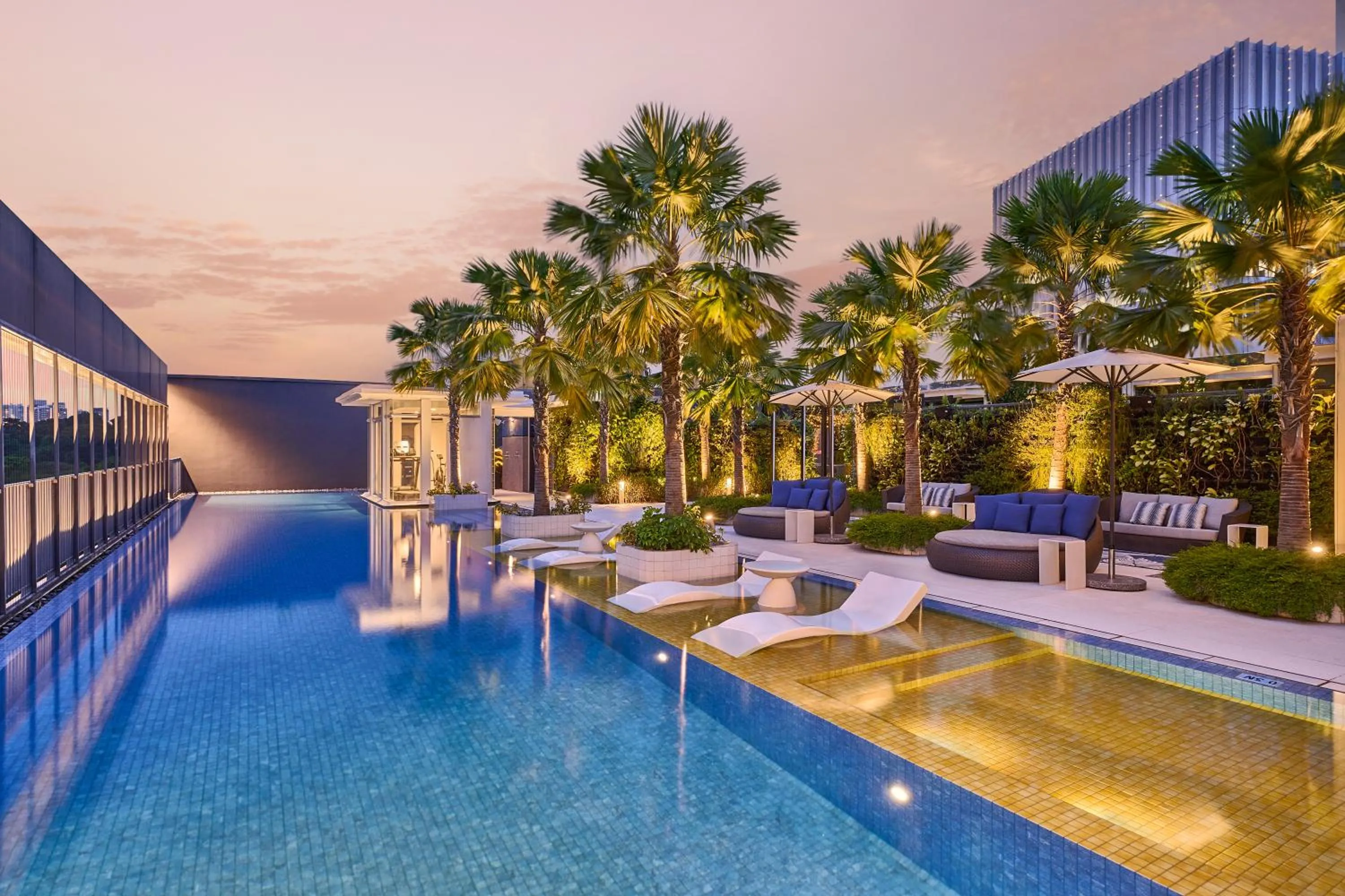 Swimming pool in Citadines Connect City Centre Singapore