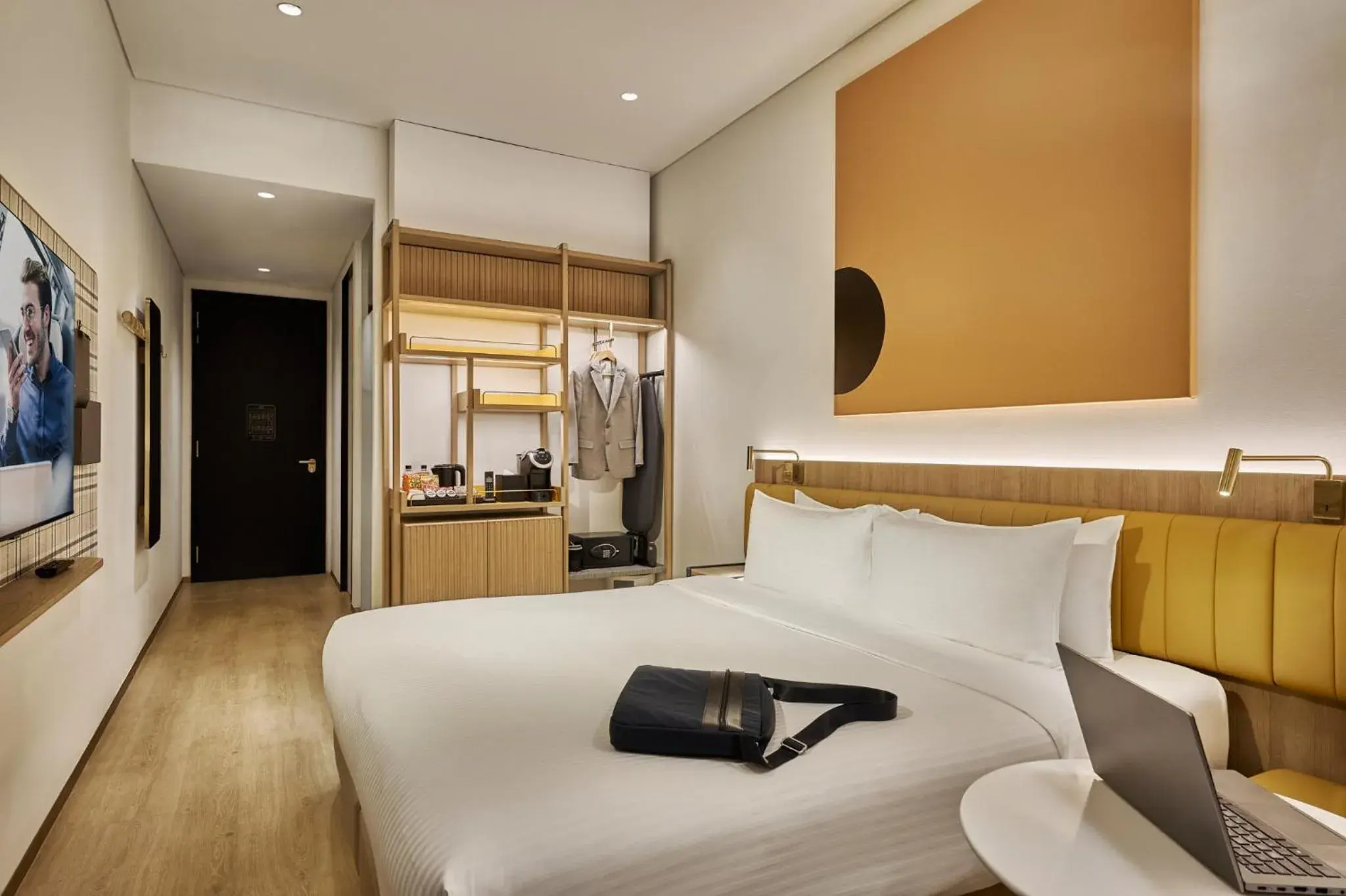 Deluxe King Room in Citadines Connect City Centre Singapore Deluxe King Room in Citadines Connect City Centre Singapore