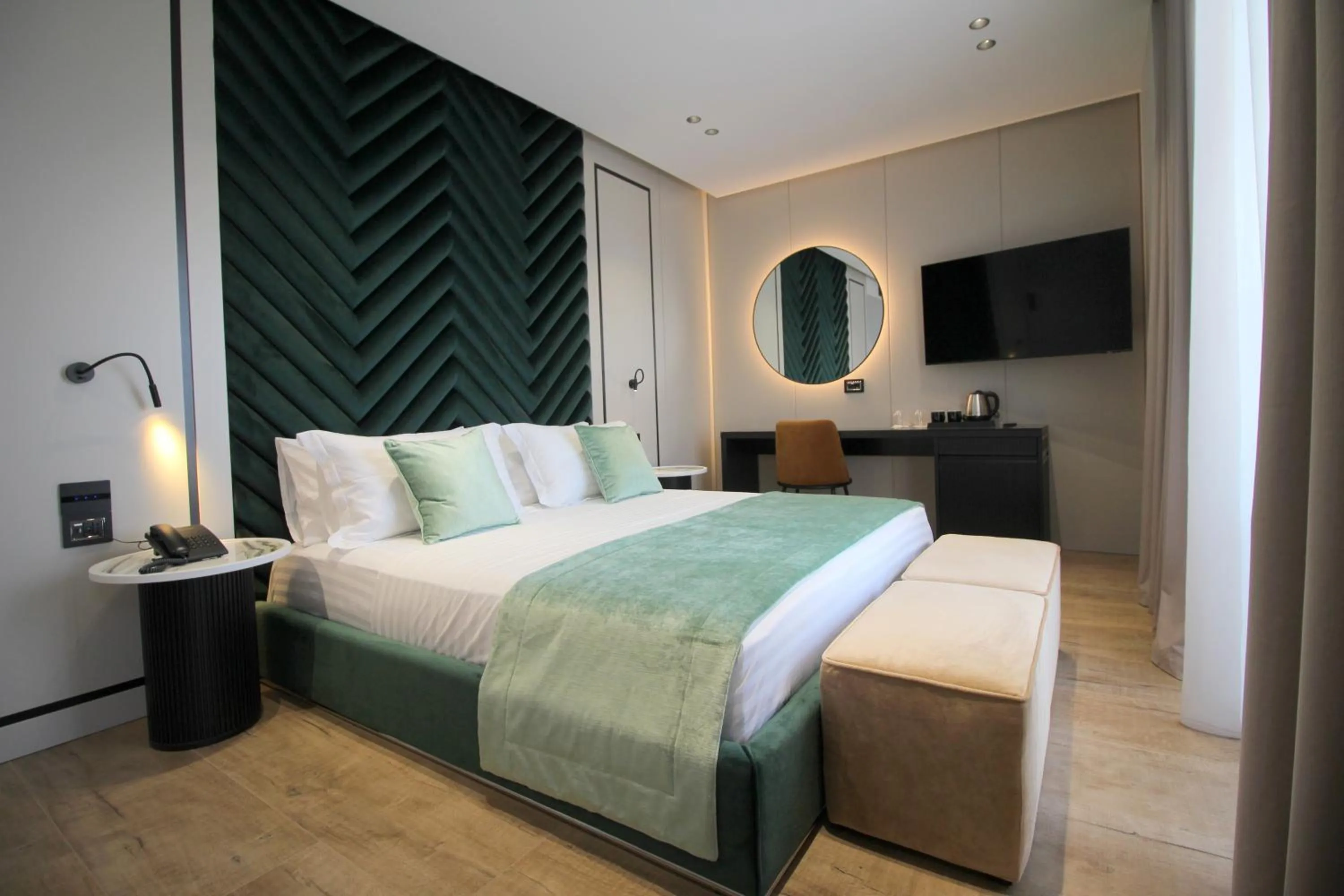 Photo of the whole room, Bed in Rozafa Palace Hotel