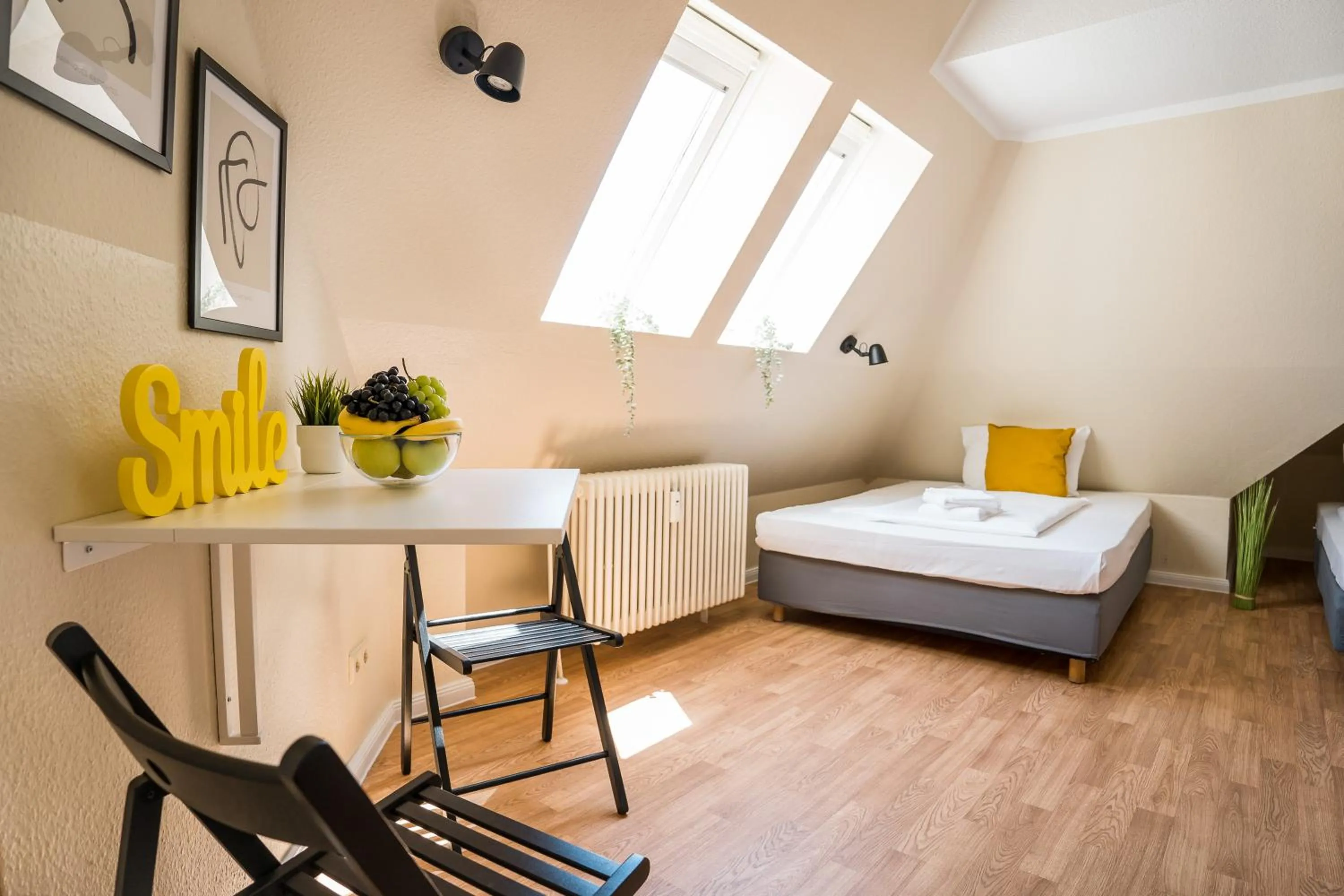 Photo of the whole room, Bed in Alte Feuerwache