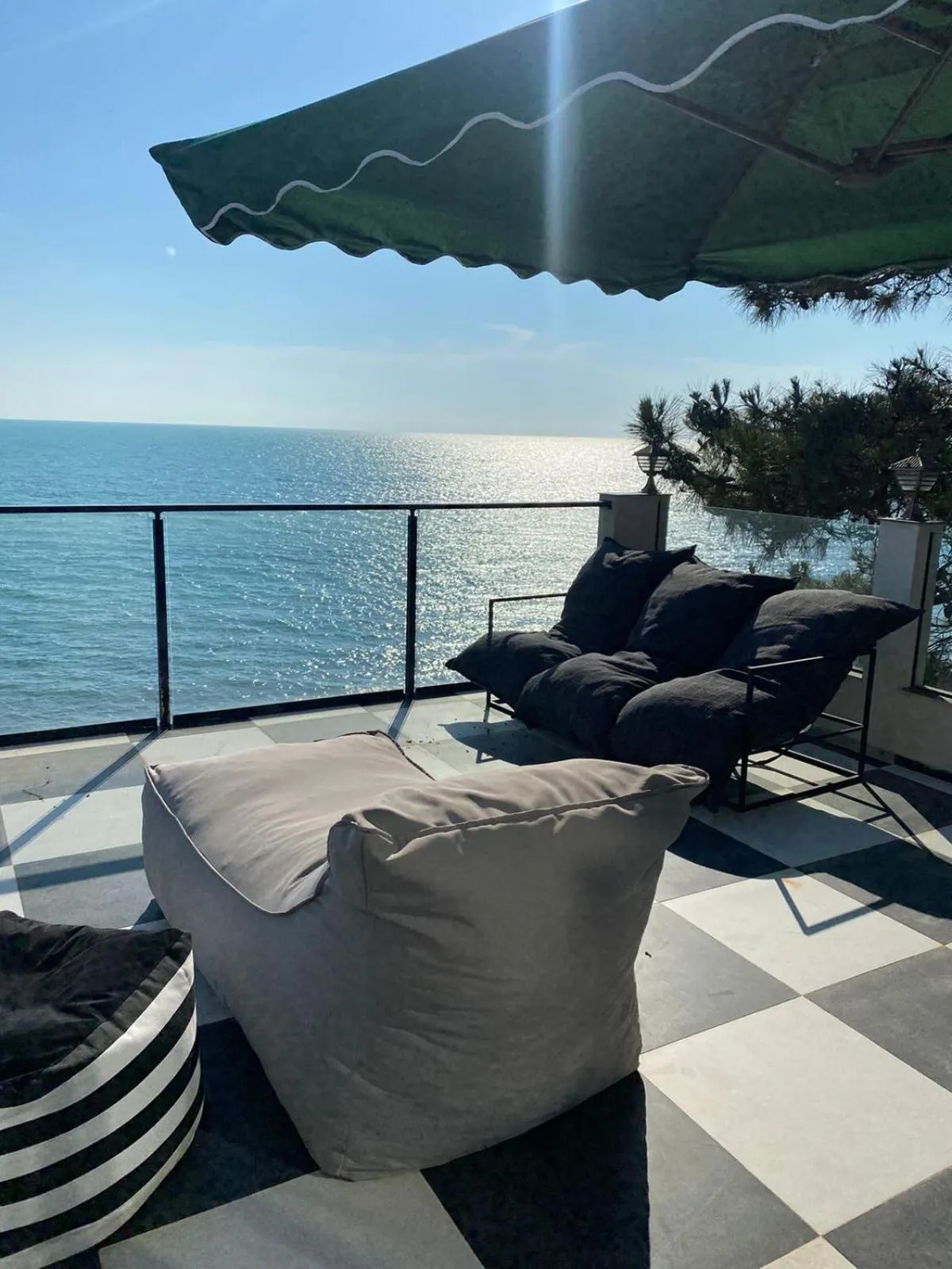 Balcony/Terrace in Claude Monet Seaside Hotel