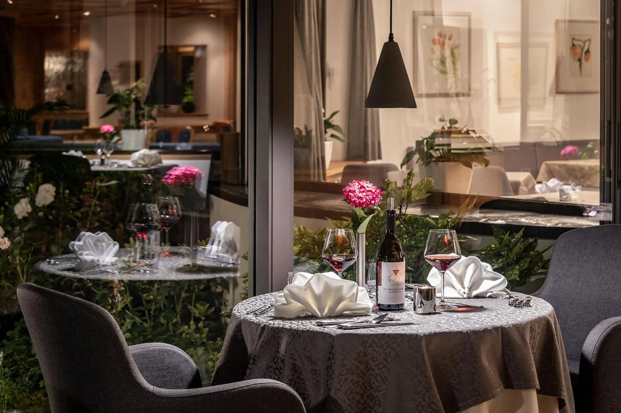 Restaurant/places to eat in Baumgartner's Blumenhotel