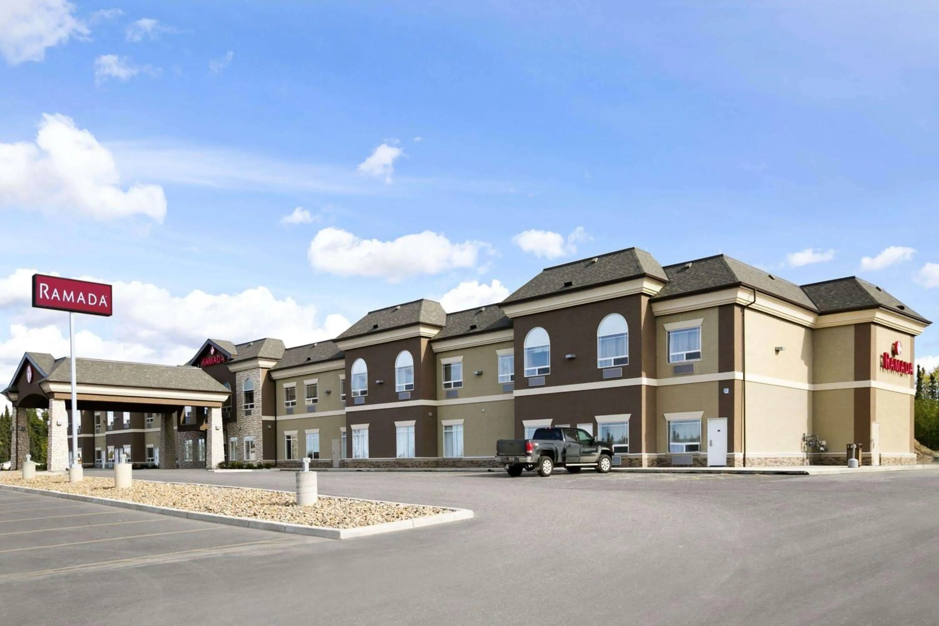 Property building in Ramada by Wyndham Conklin