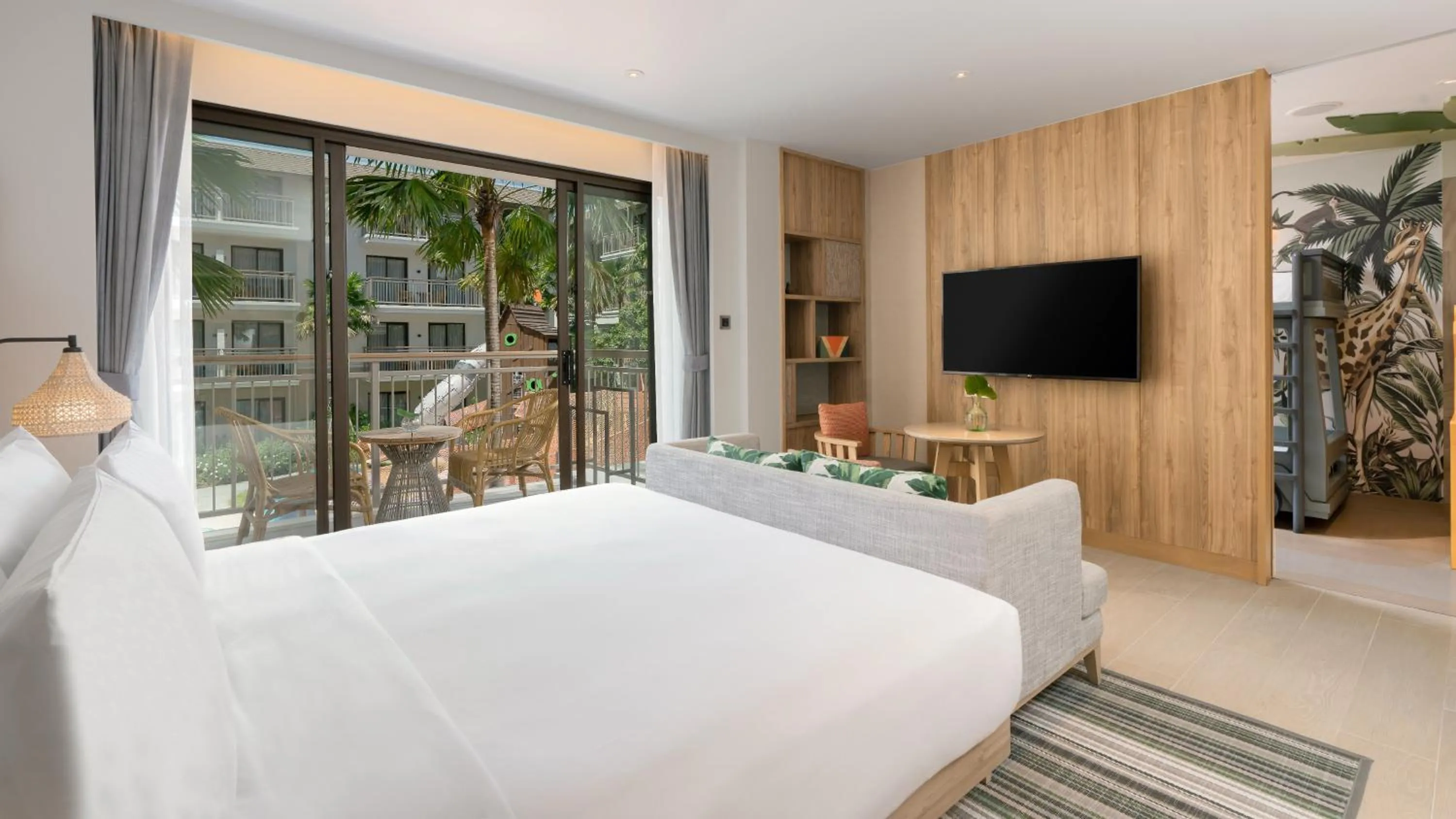 Photo of the whole room, Bed in Holiday Inn Resort Samui Bophut Beach, an IHG Hotel