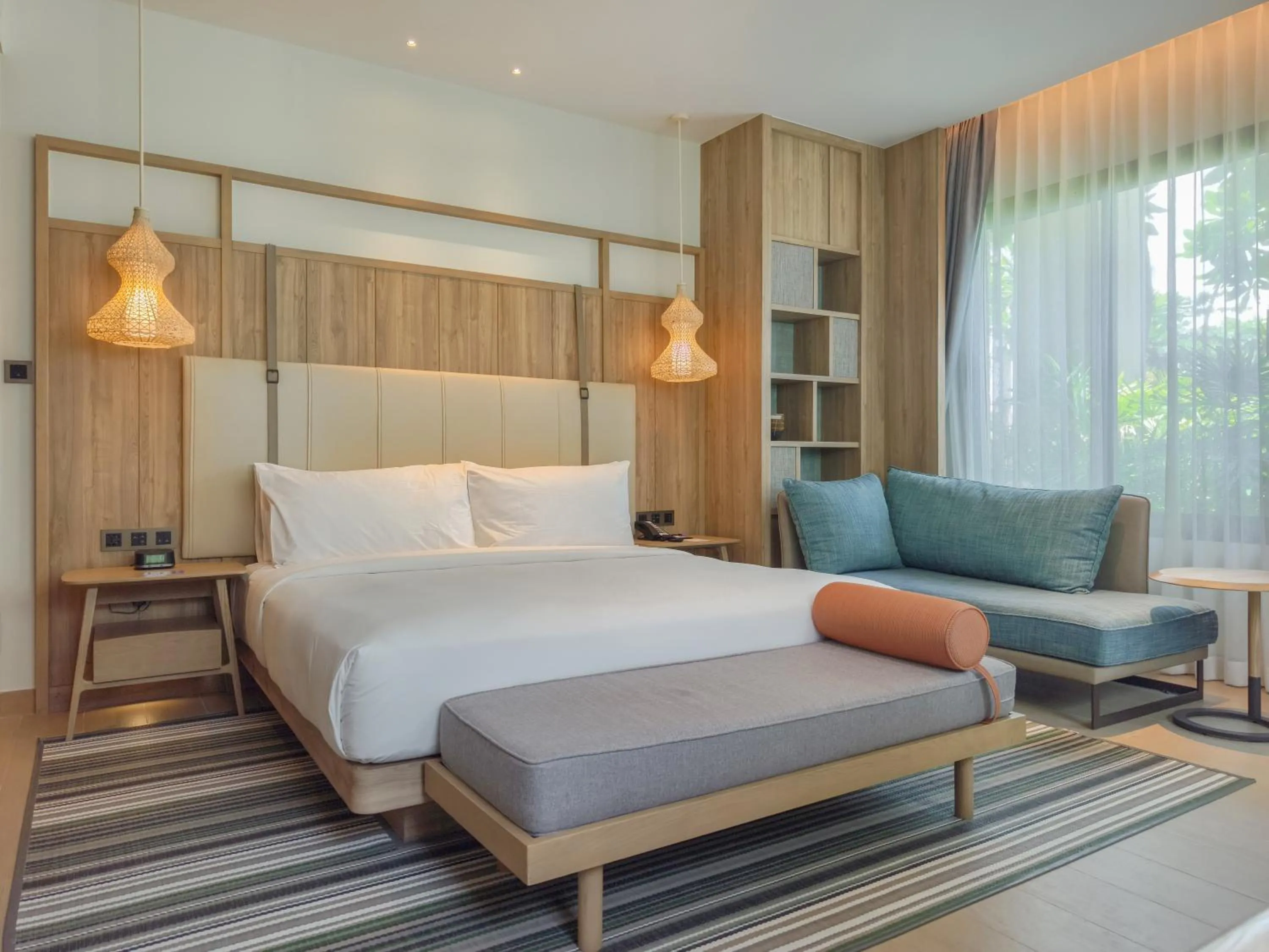 Bed in Holiday Inn Resort Samui Bophut Beach, an IHG Hotel