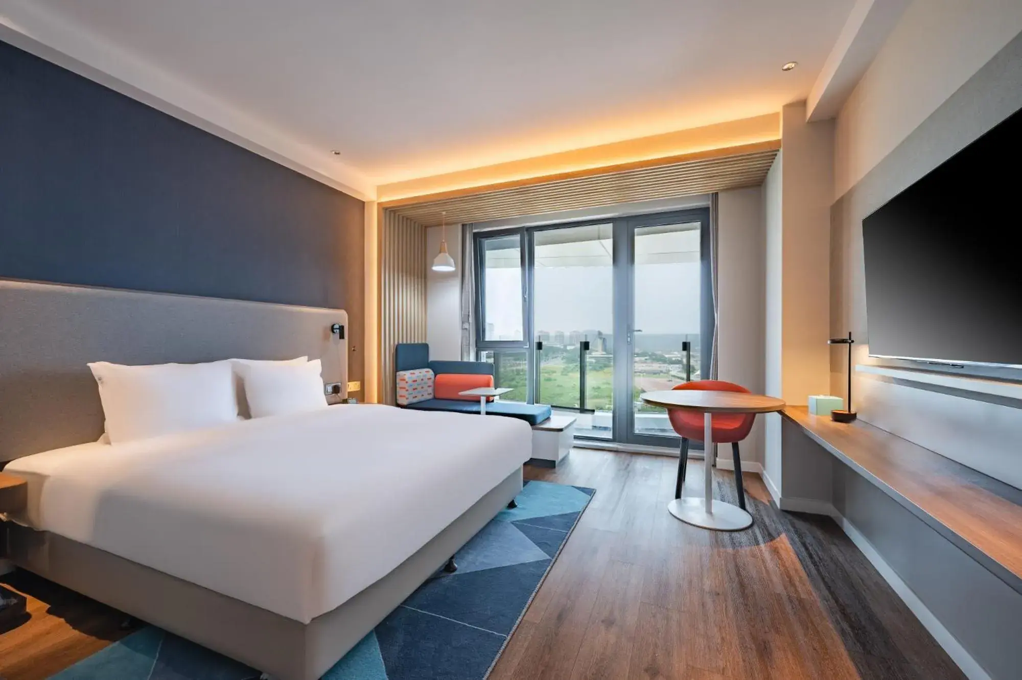 Large Standard Twin Room with Sea View in Holiday Inn Express Huludao Seaview by IHG Large Standard Twin Room with Sea View in Holiday Inn Express Huludao Seaview by IHG