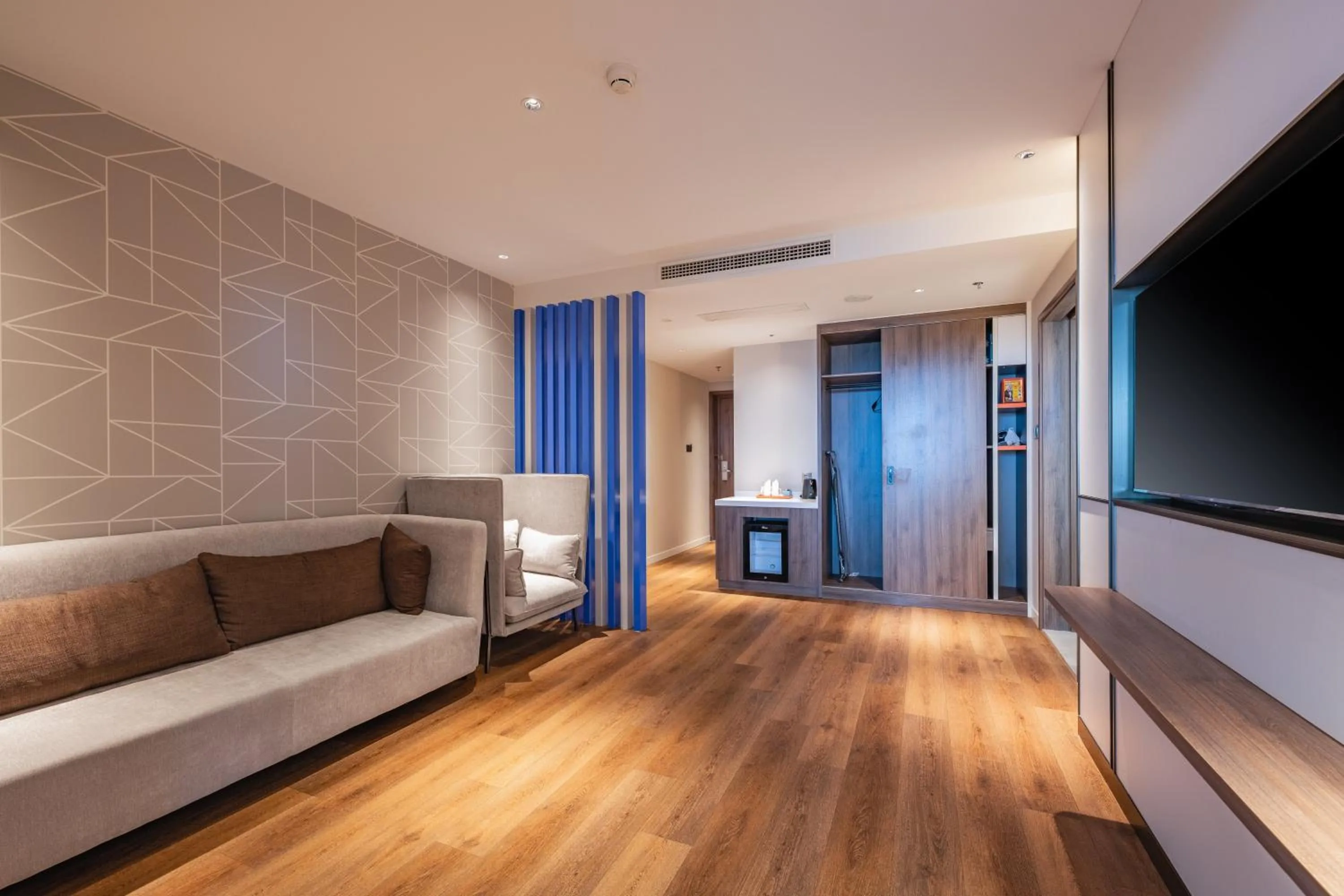 Photo of the whole room in Holiday Inn Express Huludao Seaview by IHG