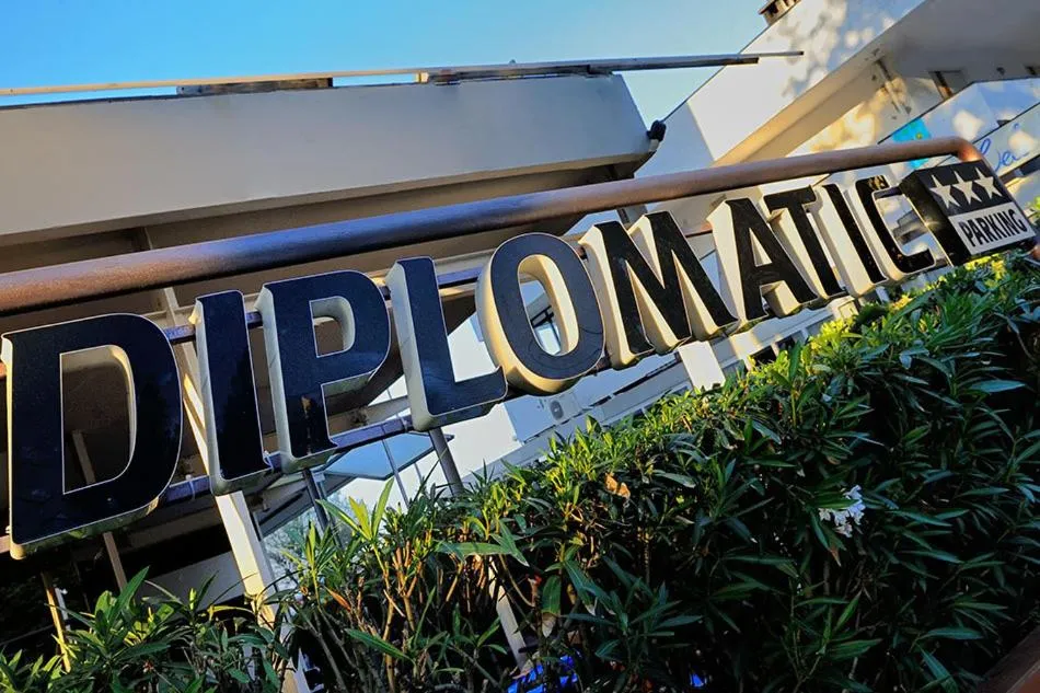 Hotel Diplomatic