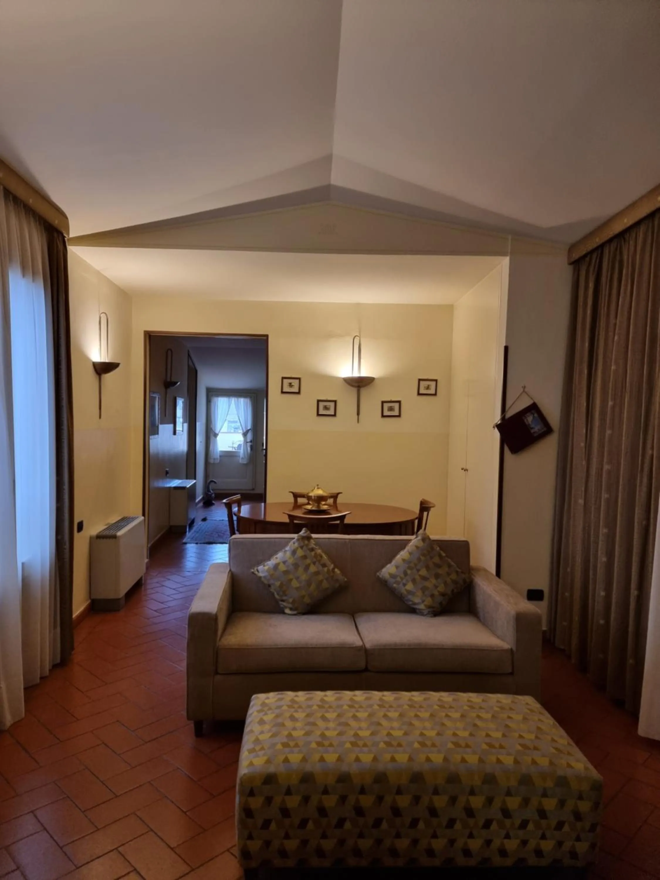 Living room, Bed in Palazzo Gamba Apartments al Duomo