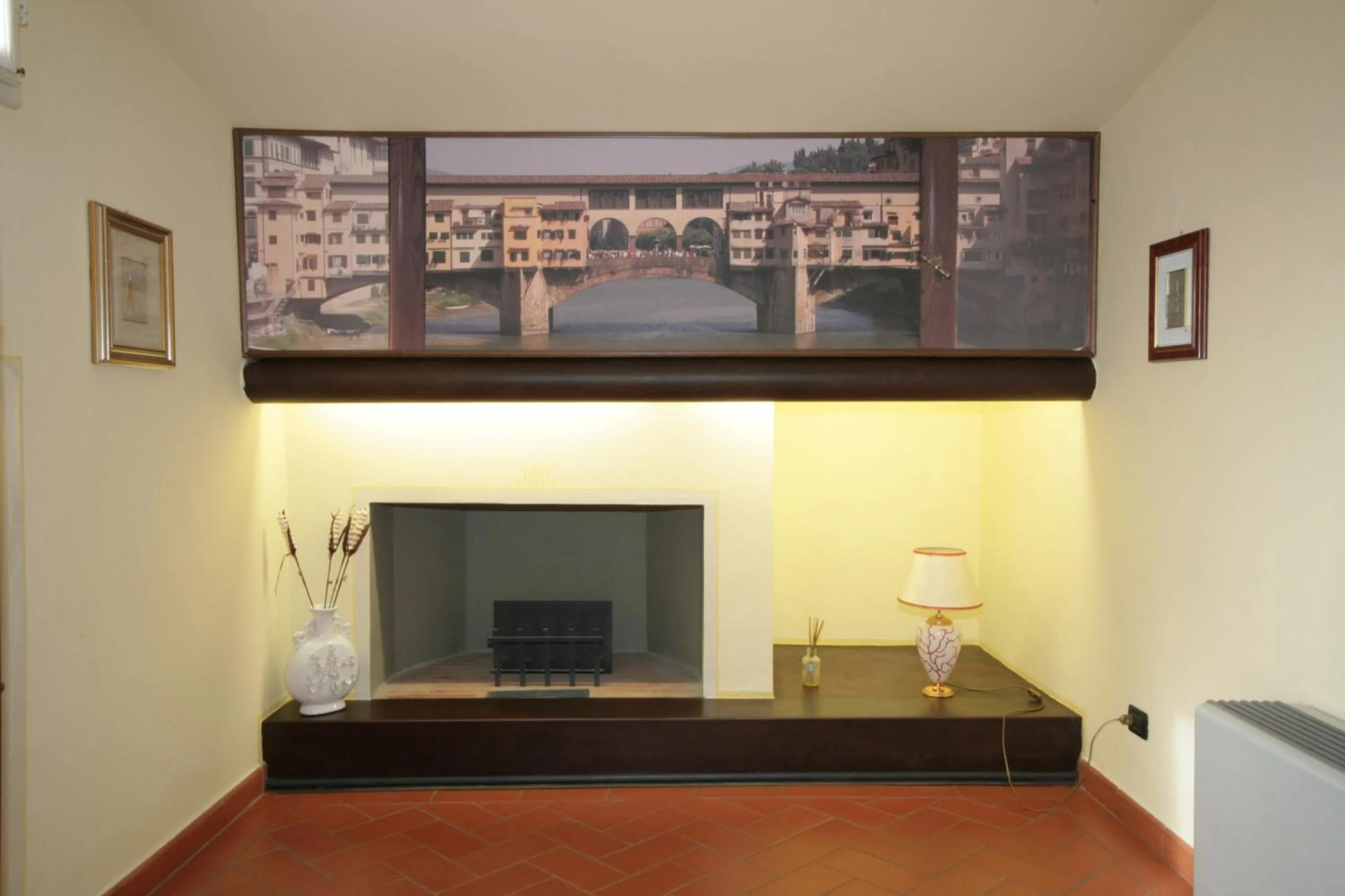 Decorative detail in Palazzo Gamba Apartments al Duomo