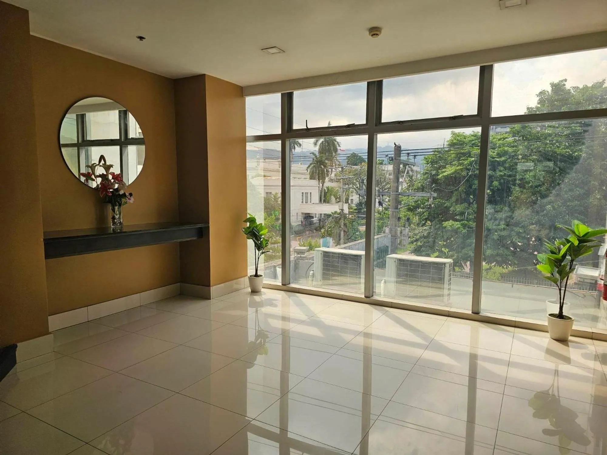 Property building in Cebu Capitol Central Hotel & Suites powered by Cocotel