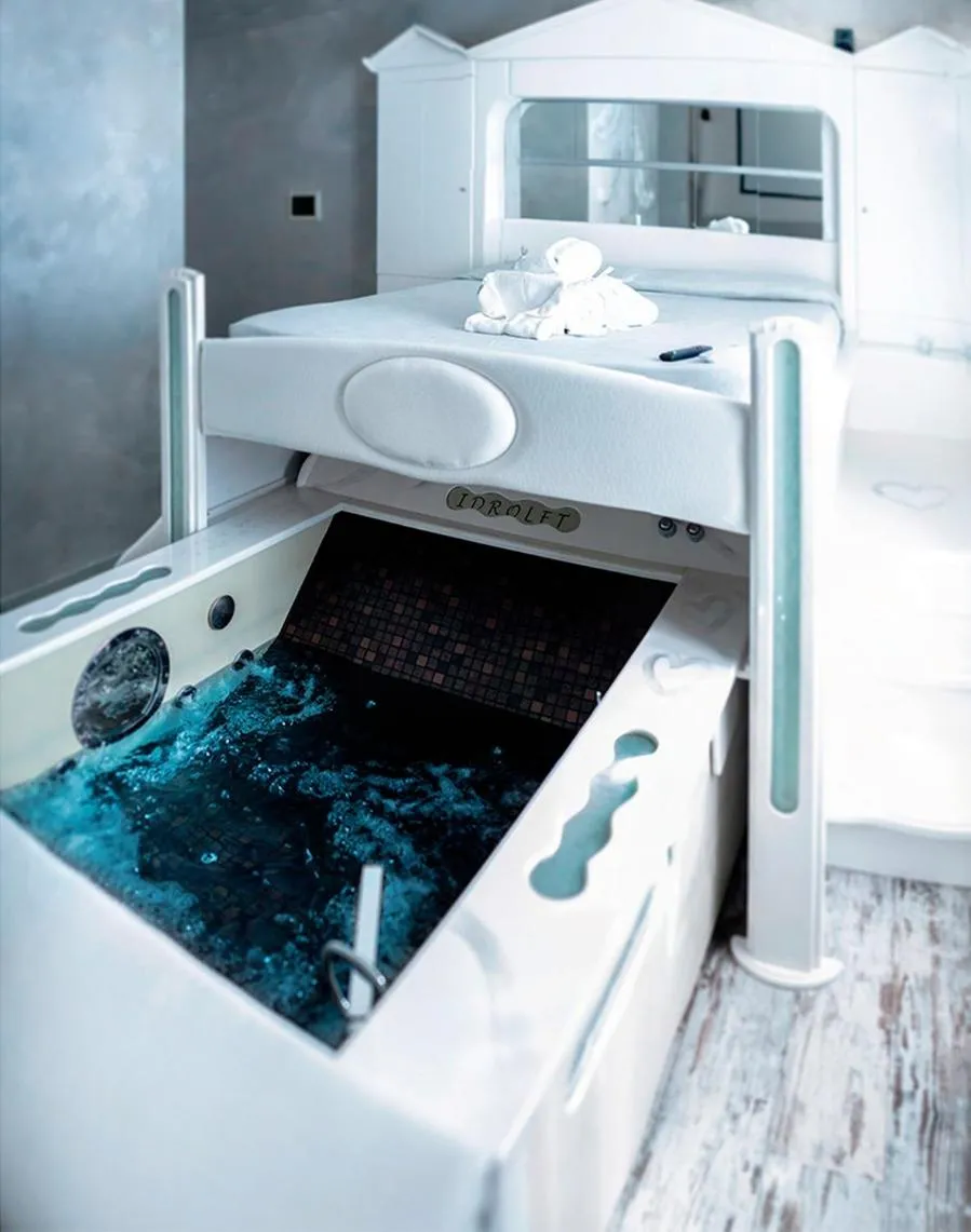 Bed in Hotel Butterfly