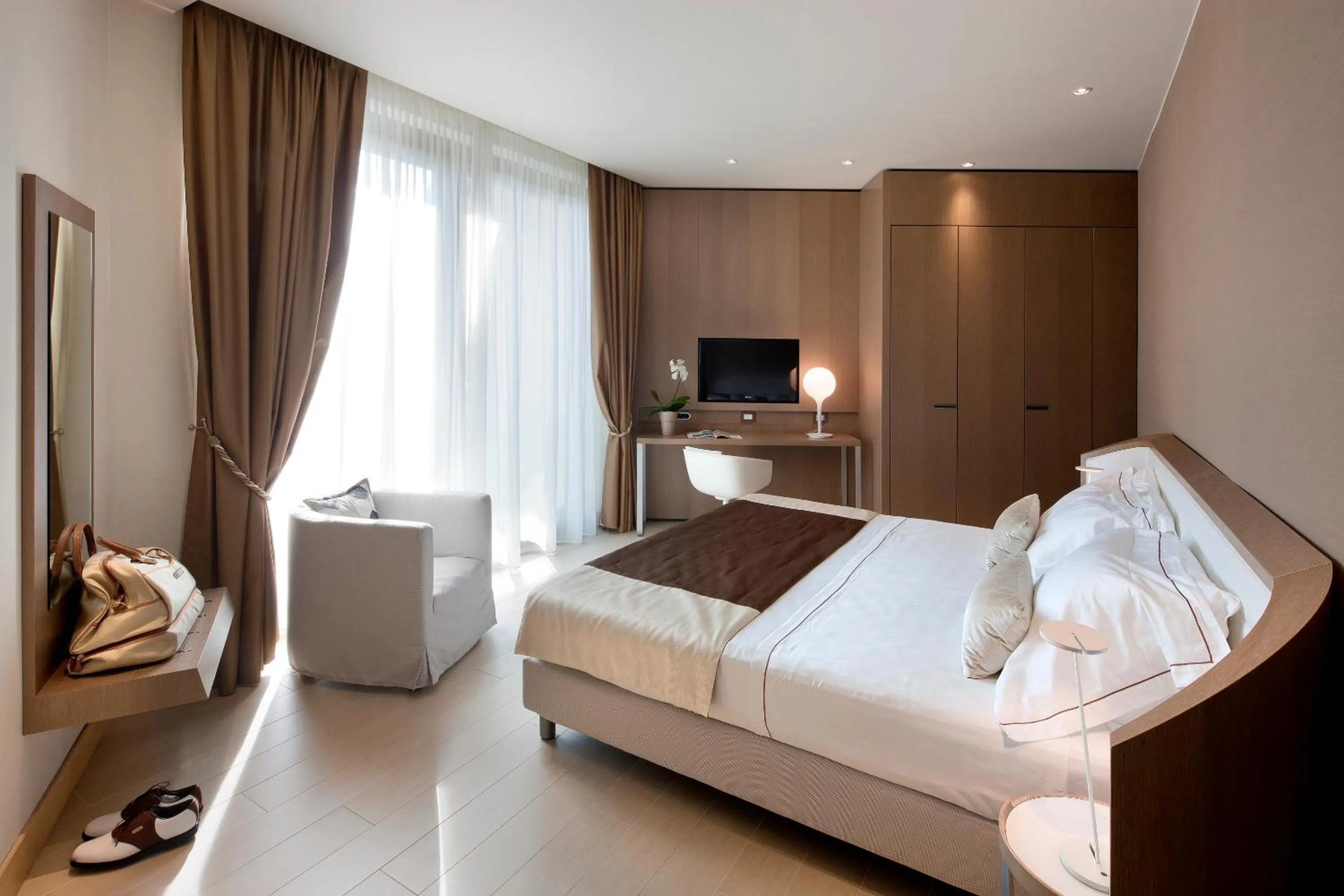 Bed in Isola di Albarella Golf Hotel