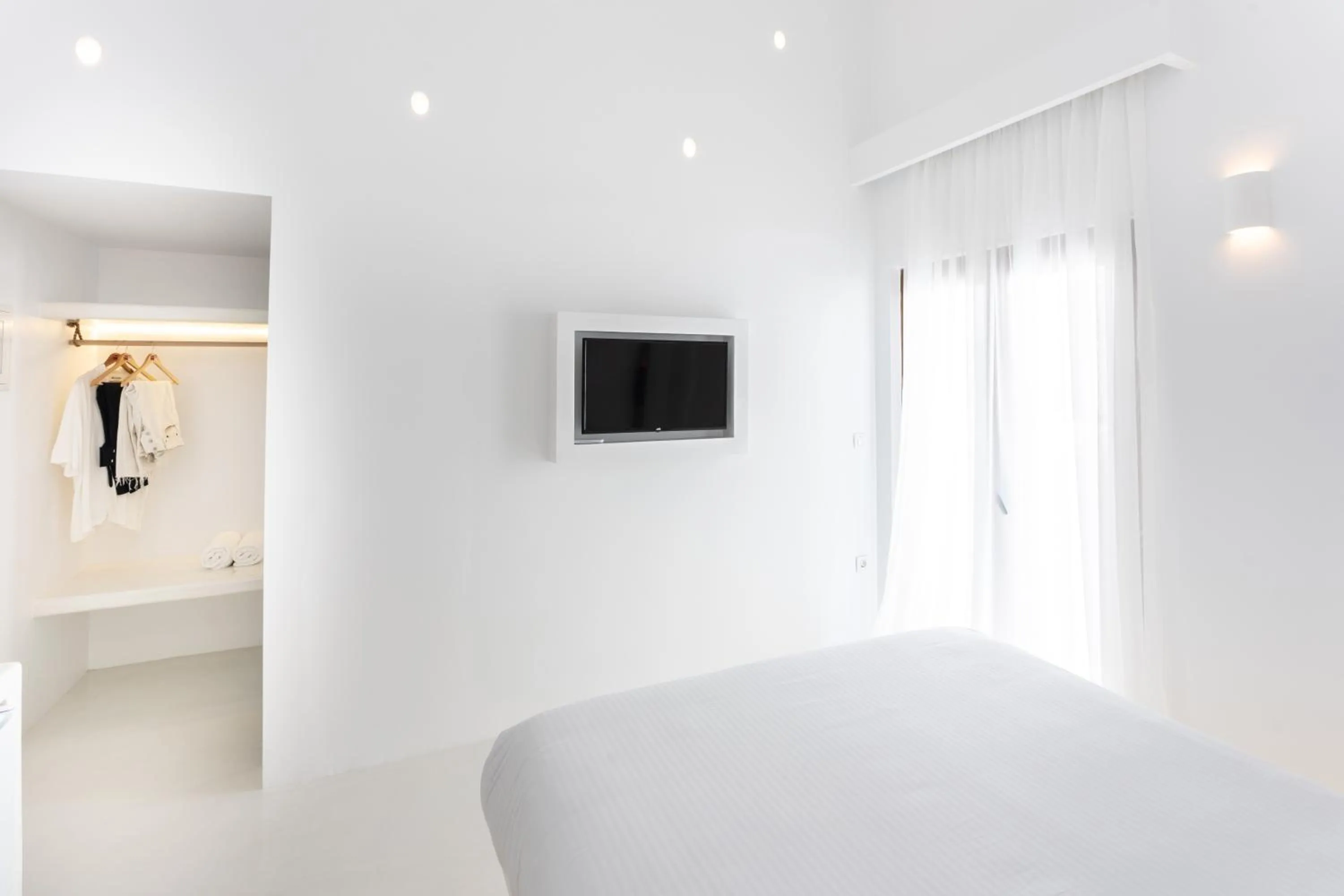 Bed in Leon Luxury Suites