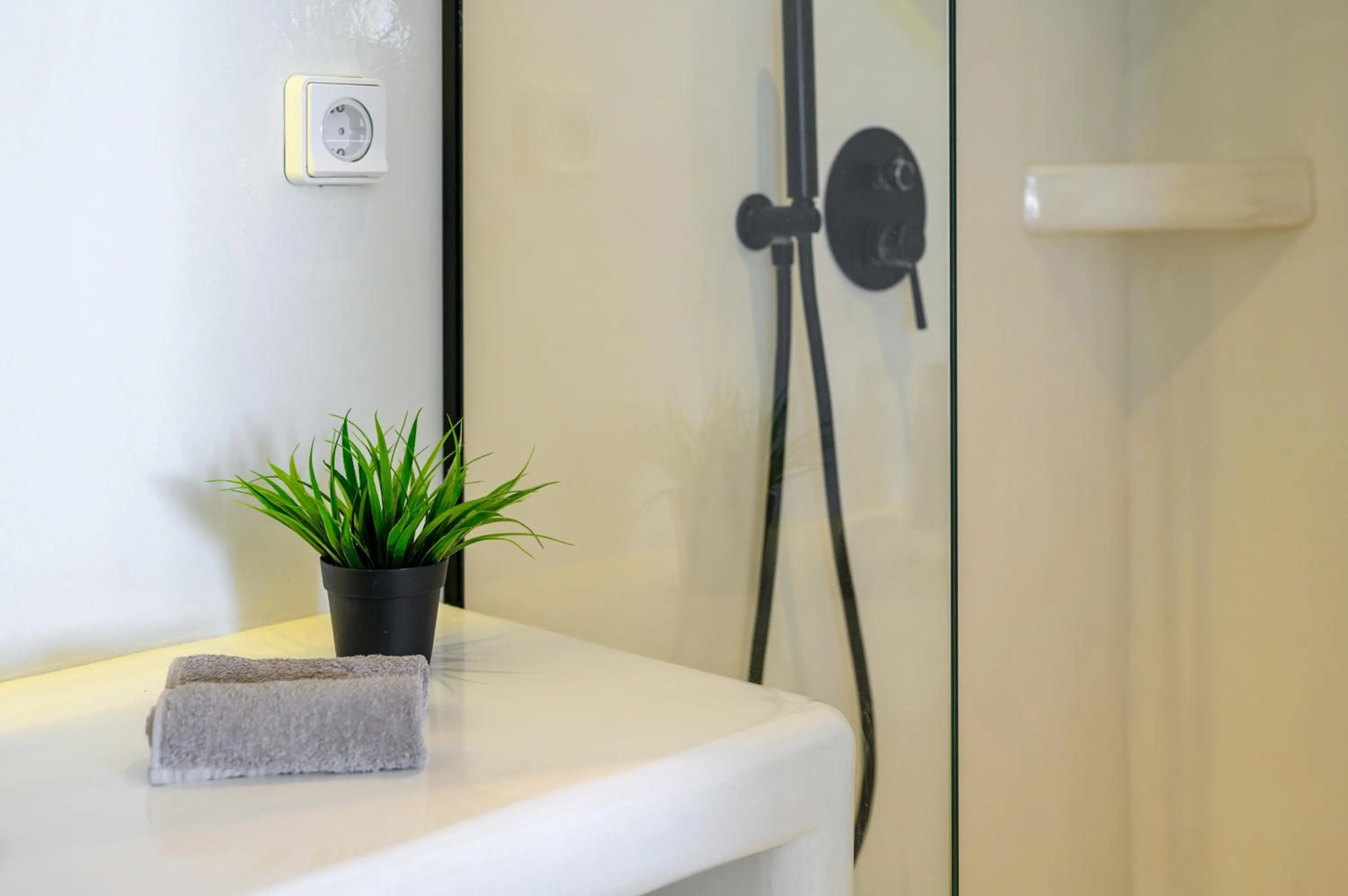 Bathroom in Leon Luxury Suites