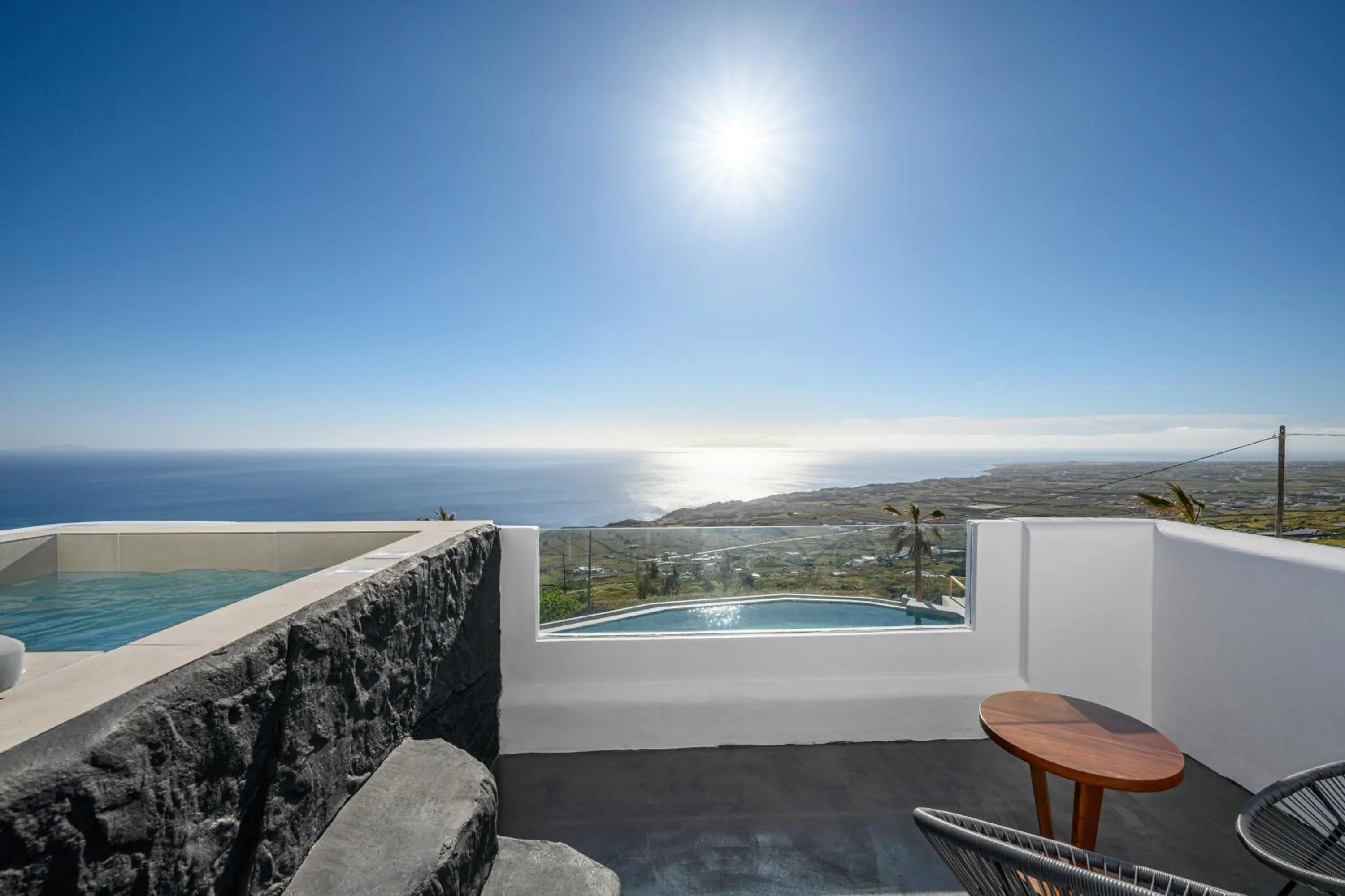 Day in Leon Luxury Suites