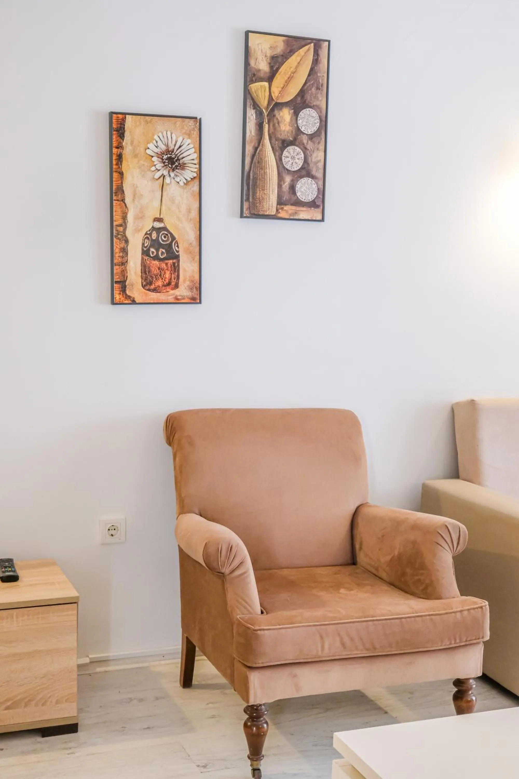 Seating area in Hotel Atrium