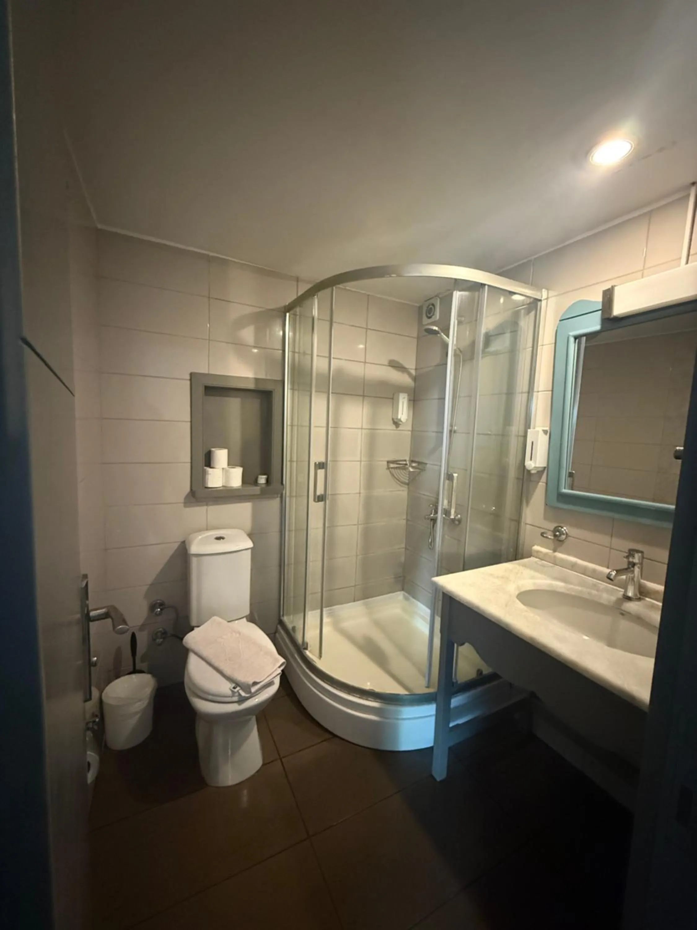 Bathroom in Hotel Atrium