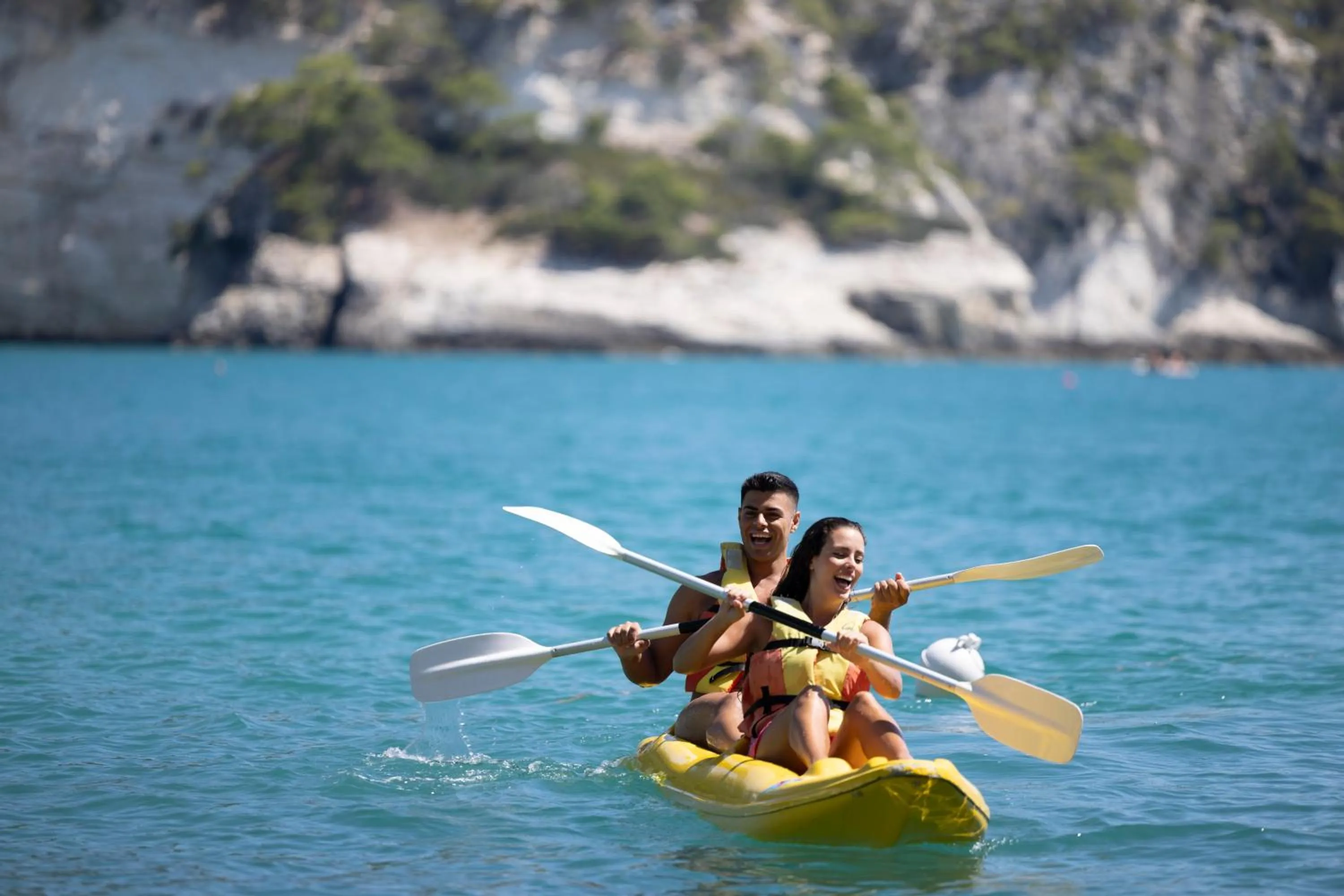 Canoeing in Pugnochiuso Resort Hotel del Faro