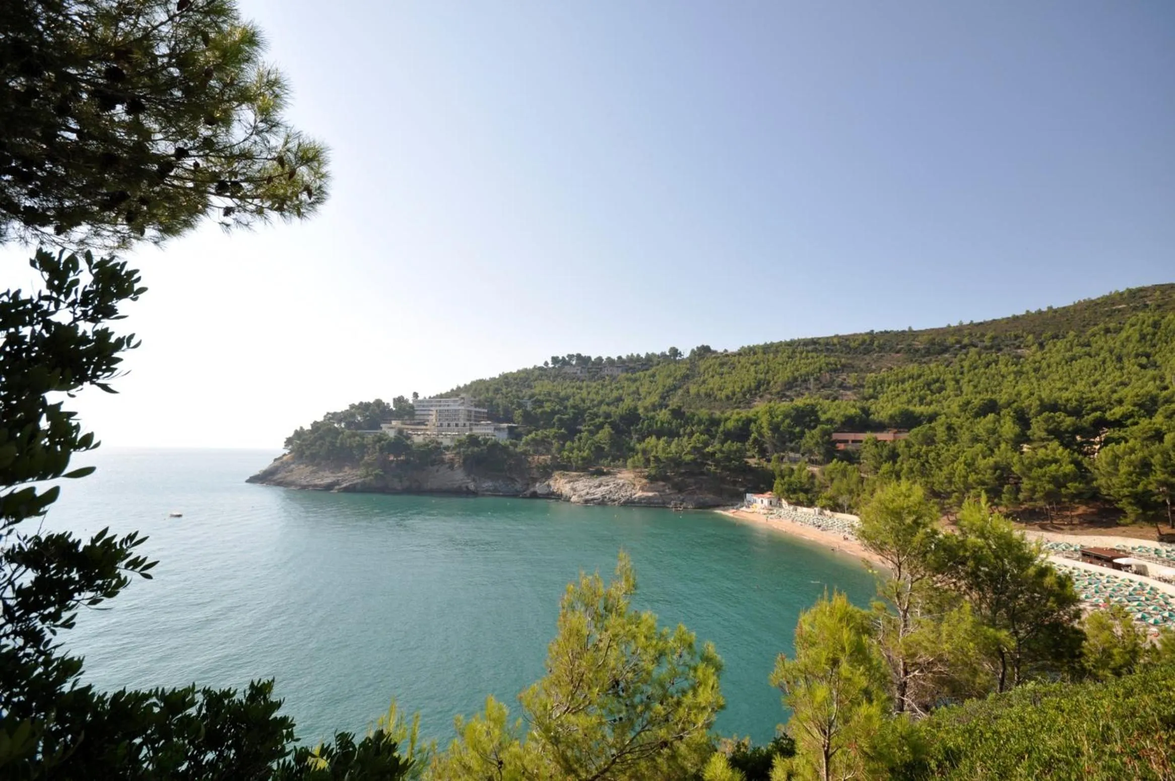 Beach in Pugnochiuso Resort Hotel del Faro