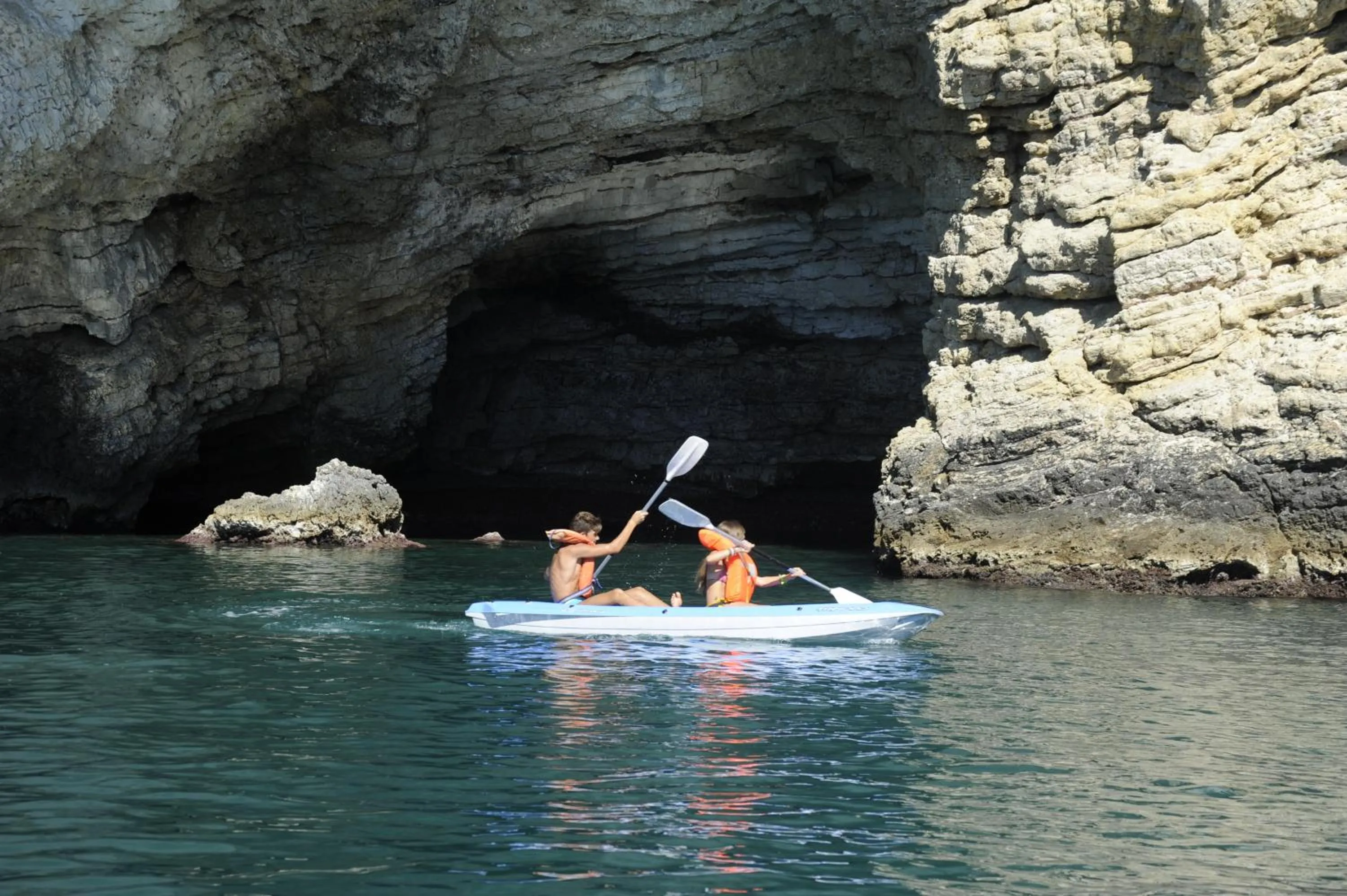 Canoeing in Pugnochiuso Resort Hotel del Faro