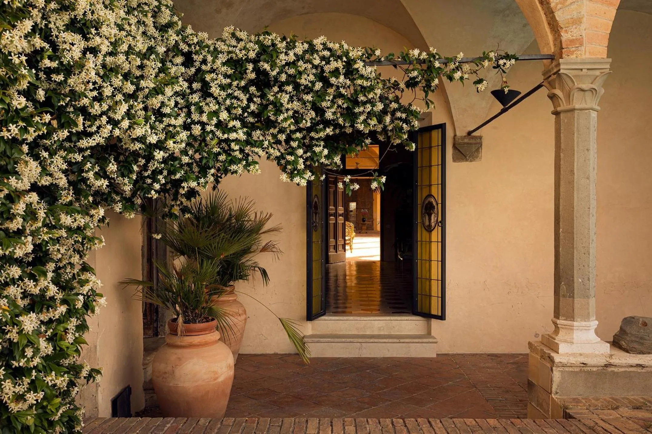 Property building in Hotel Certosa Di Maggiano