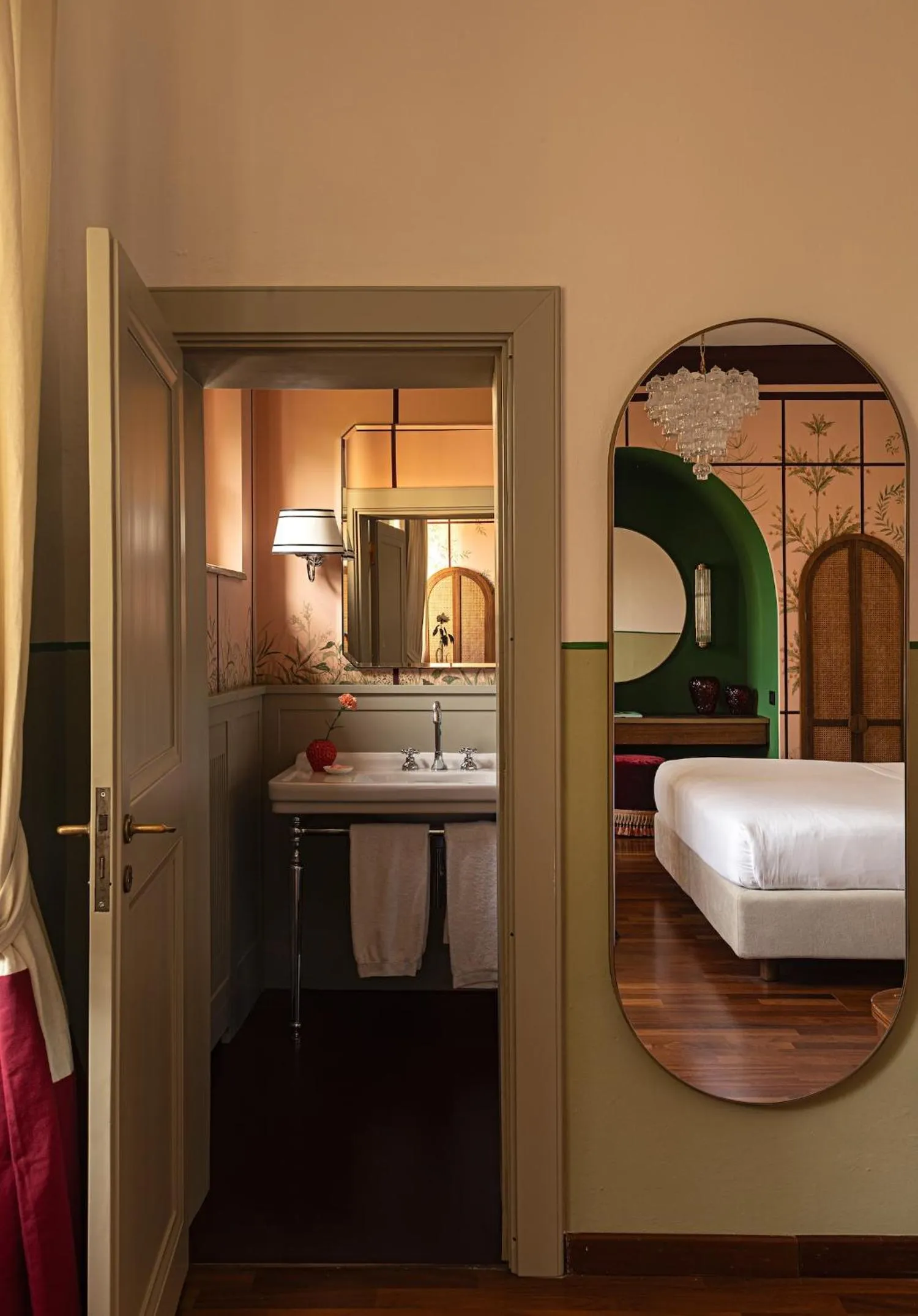 Bed in Hotel Certosa Di Maggiano