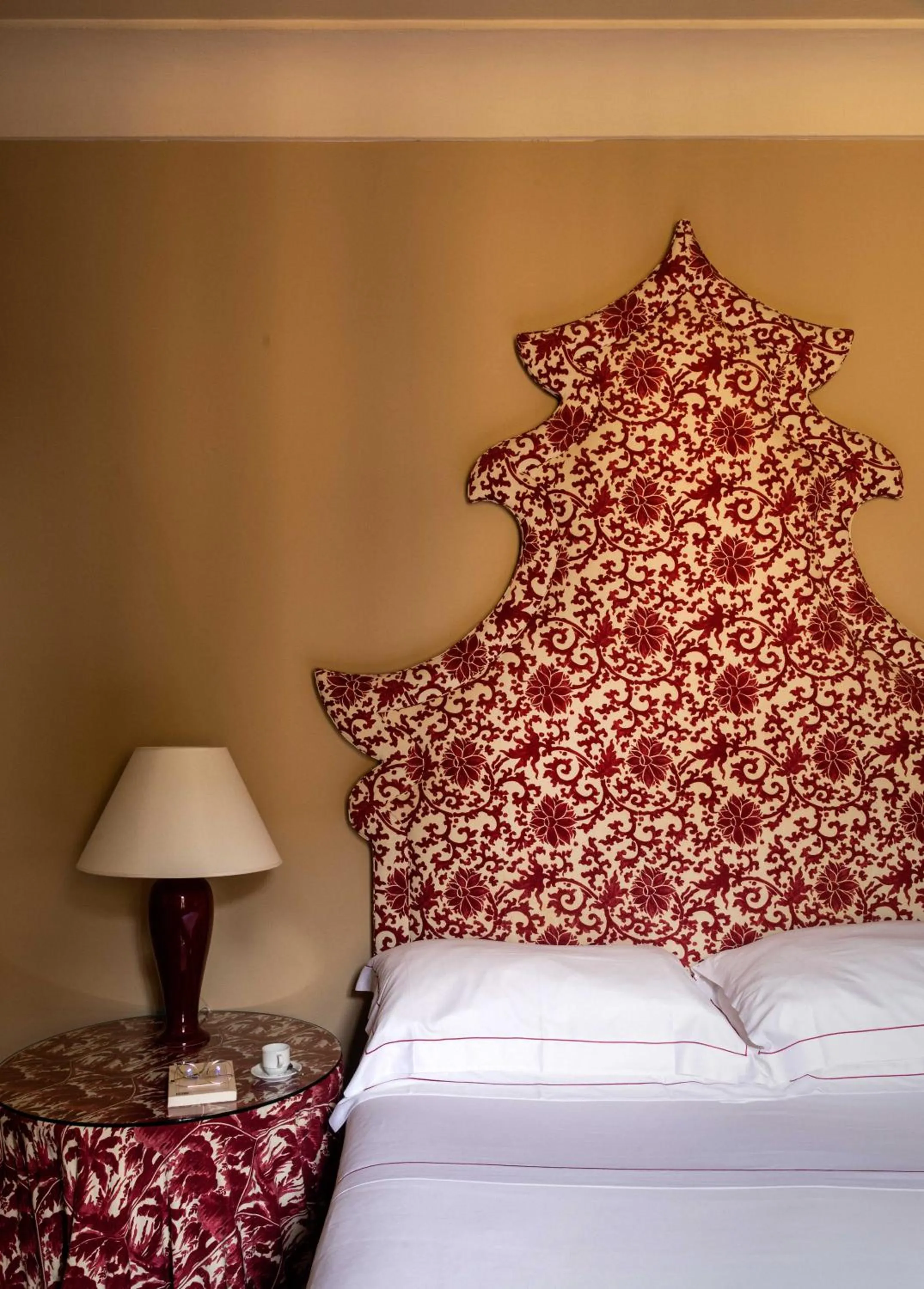 Decorative detail, Bed in Hotel Certosa Di Maggiano