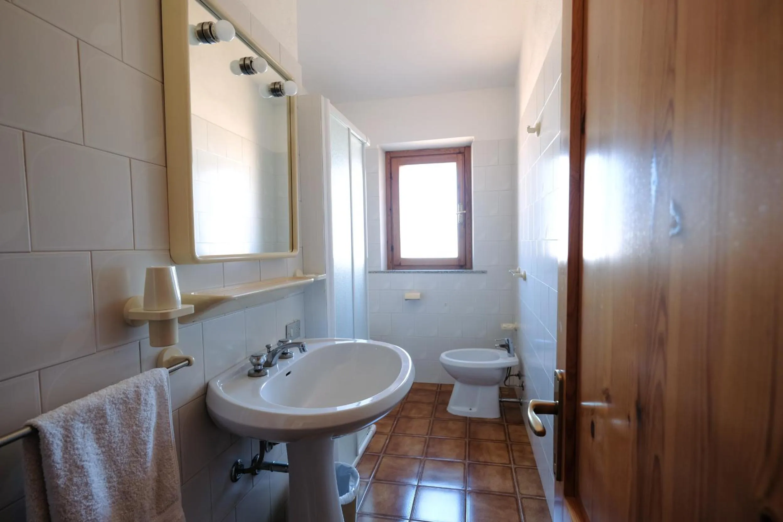 Shower in Hotel L'Aragosta