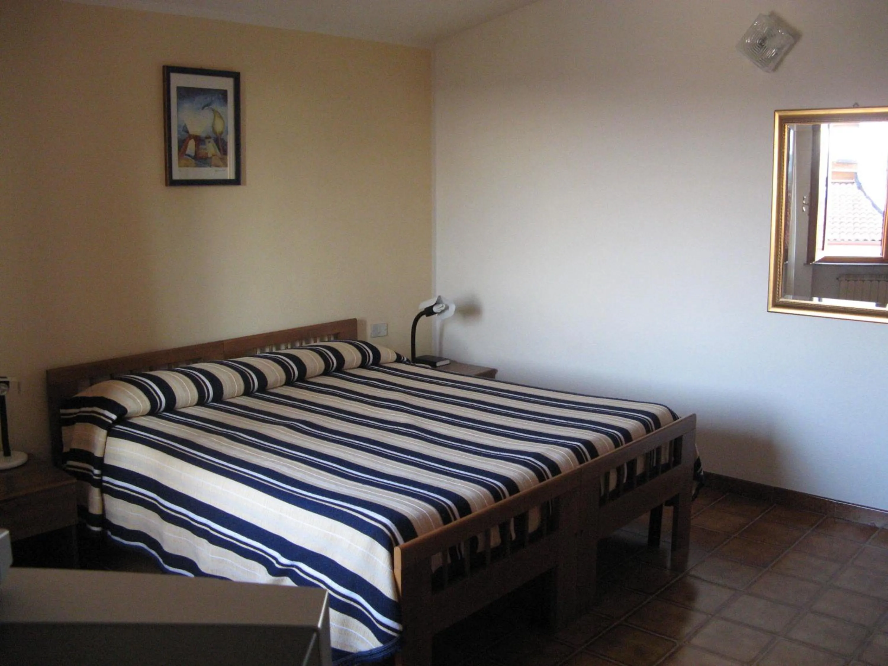 Photo of the whole room, Bed in Hotel L'Aragosta