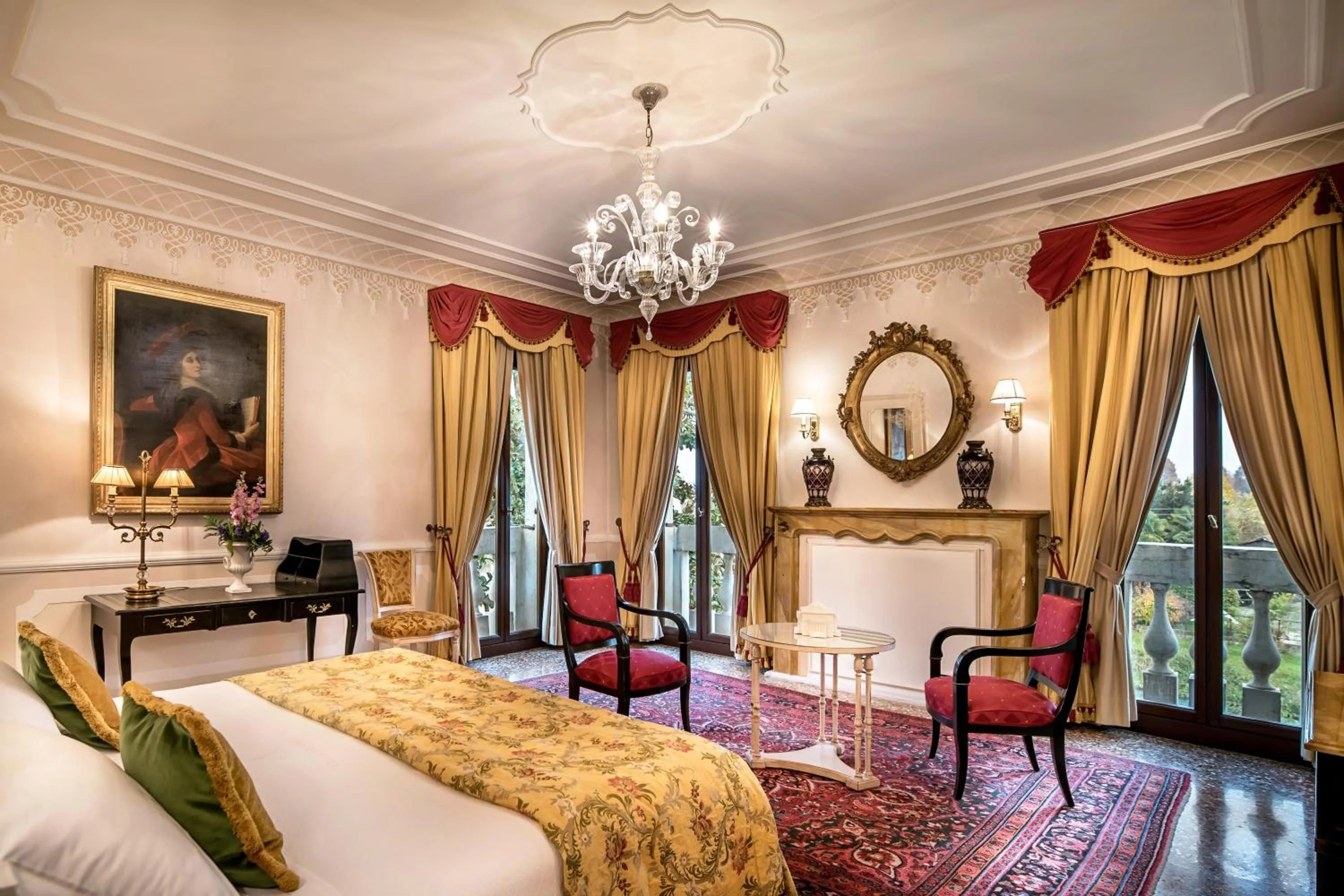 Photo of the whole room in Villa Franceschi Hotel & Resort