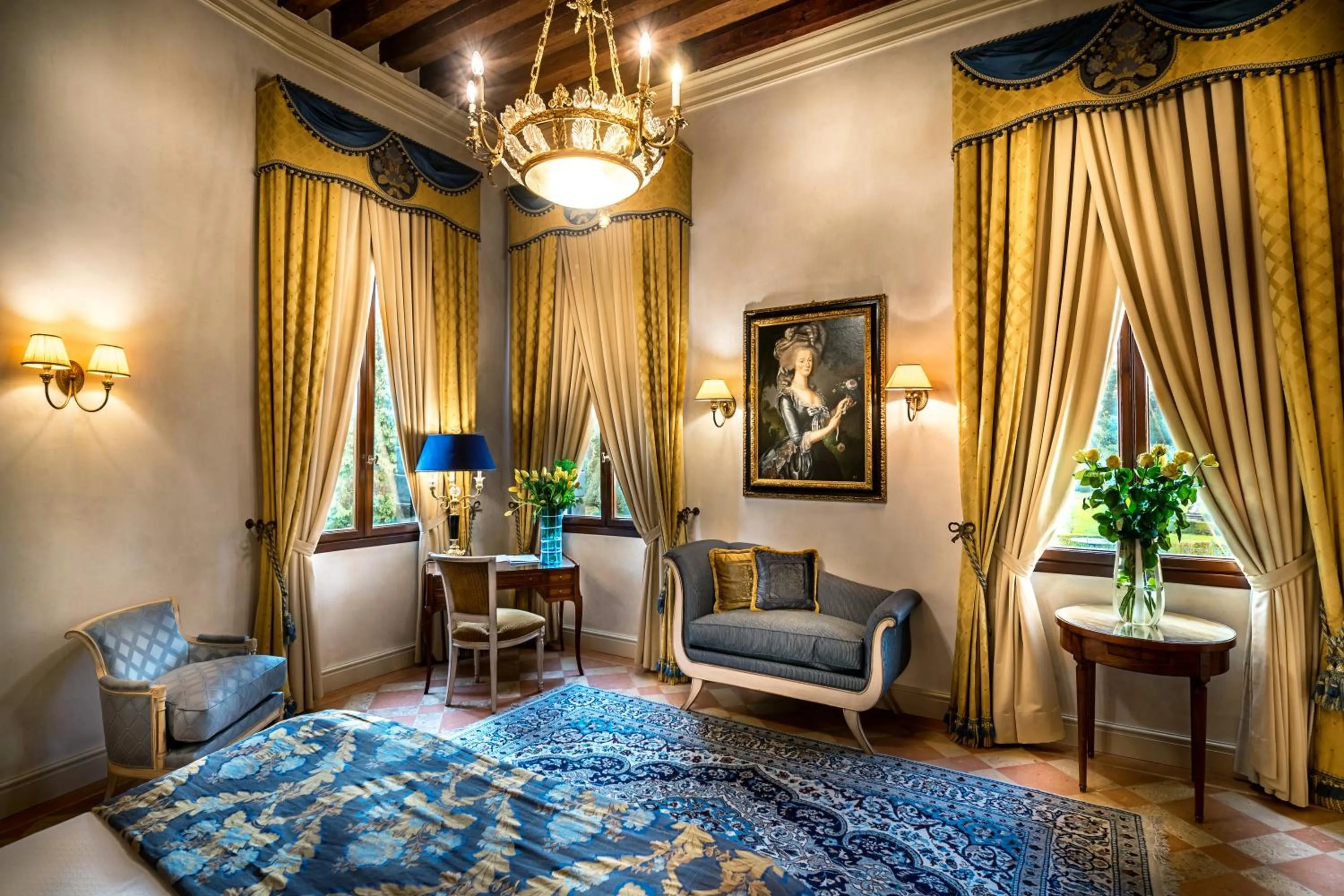 Photo of the whole room, Bed in Villa Franceschi Hotel & Resort