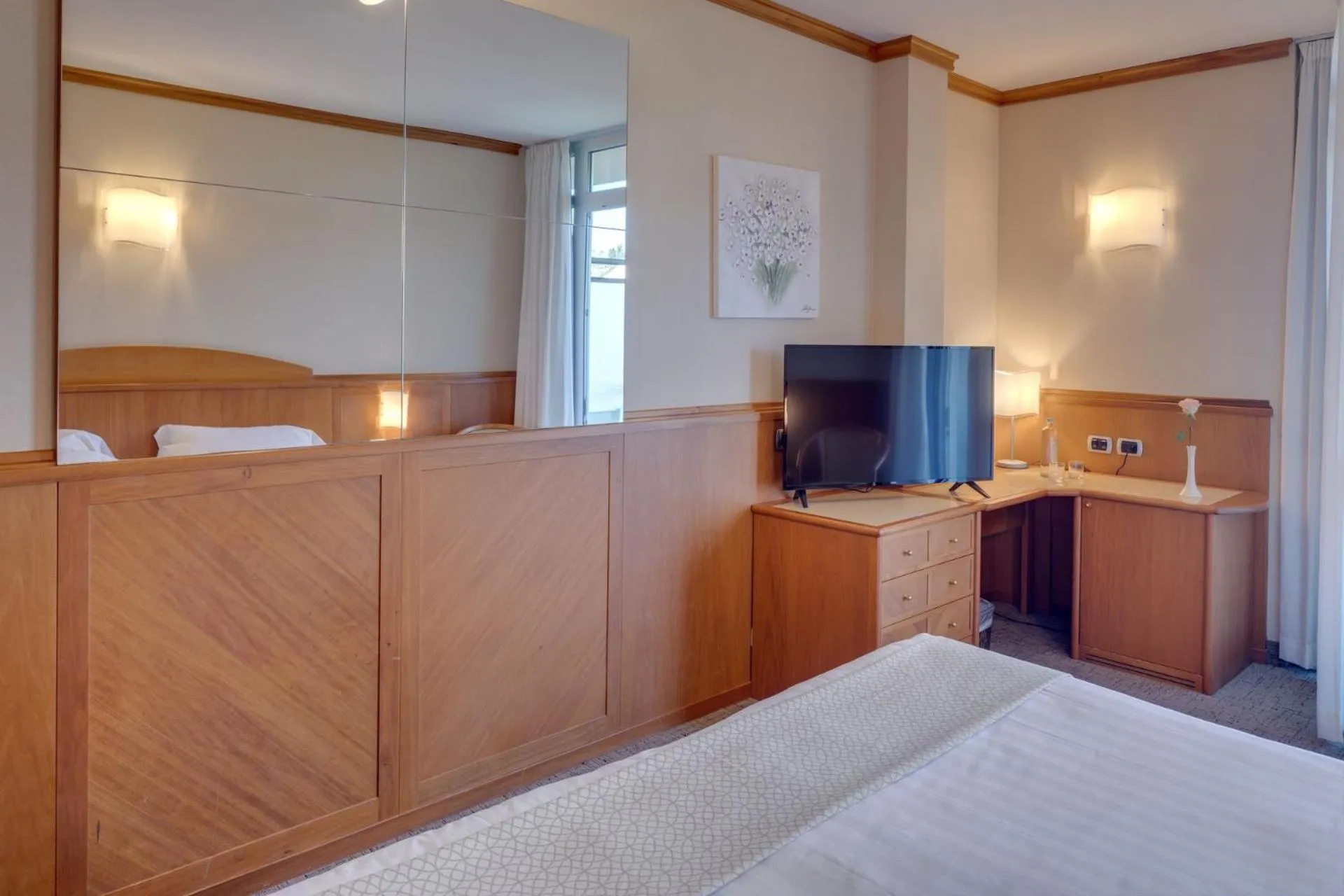 Bedroom, Bed in Hotel Caesius Thermae & Spa Resort