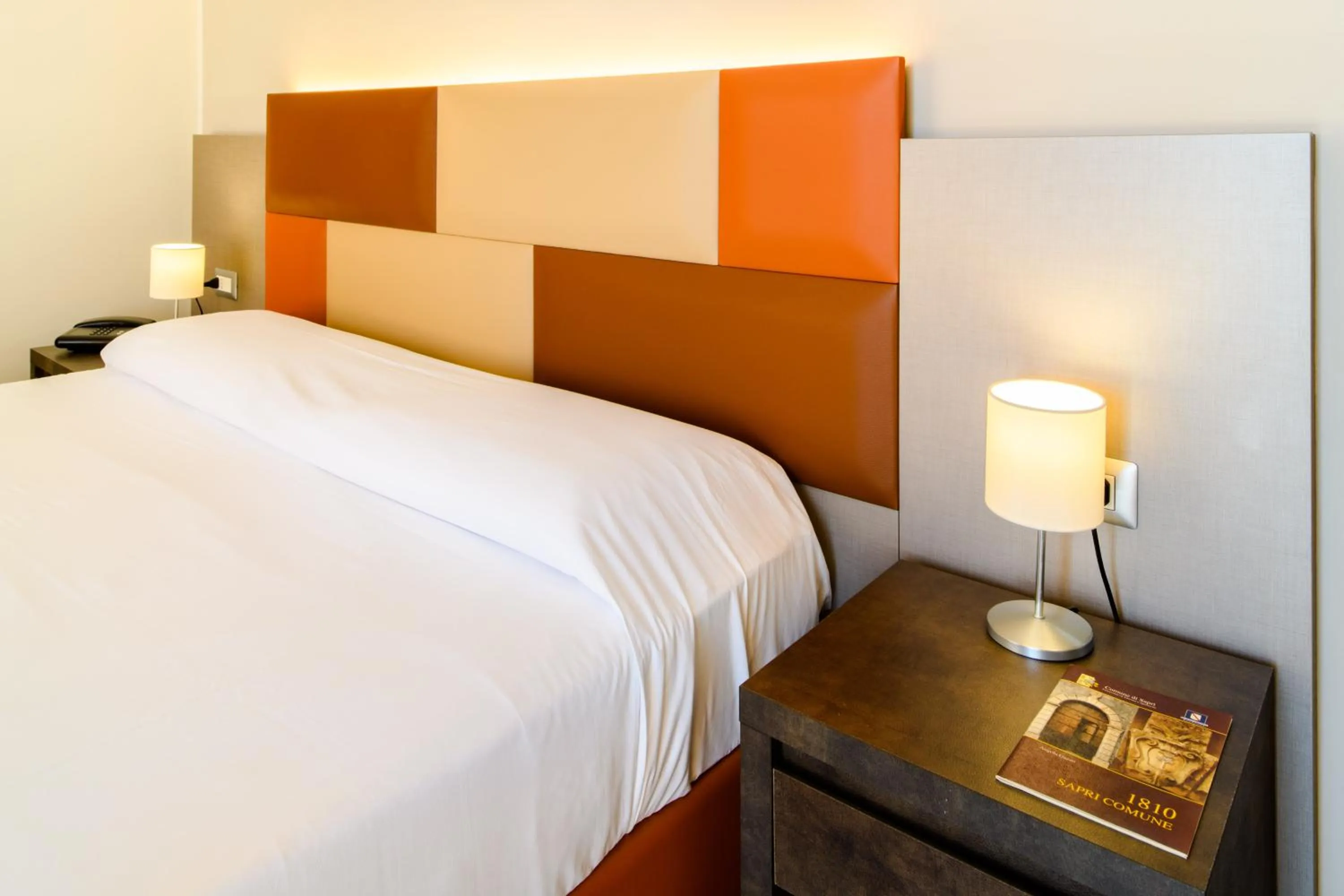 Bed in Hotel Tirreno