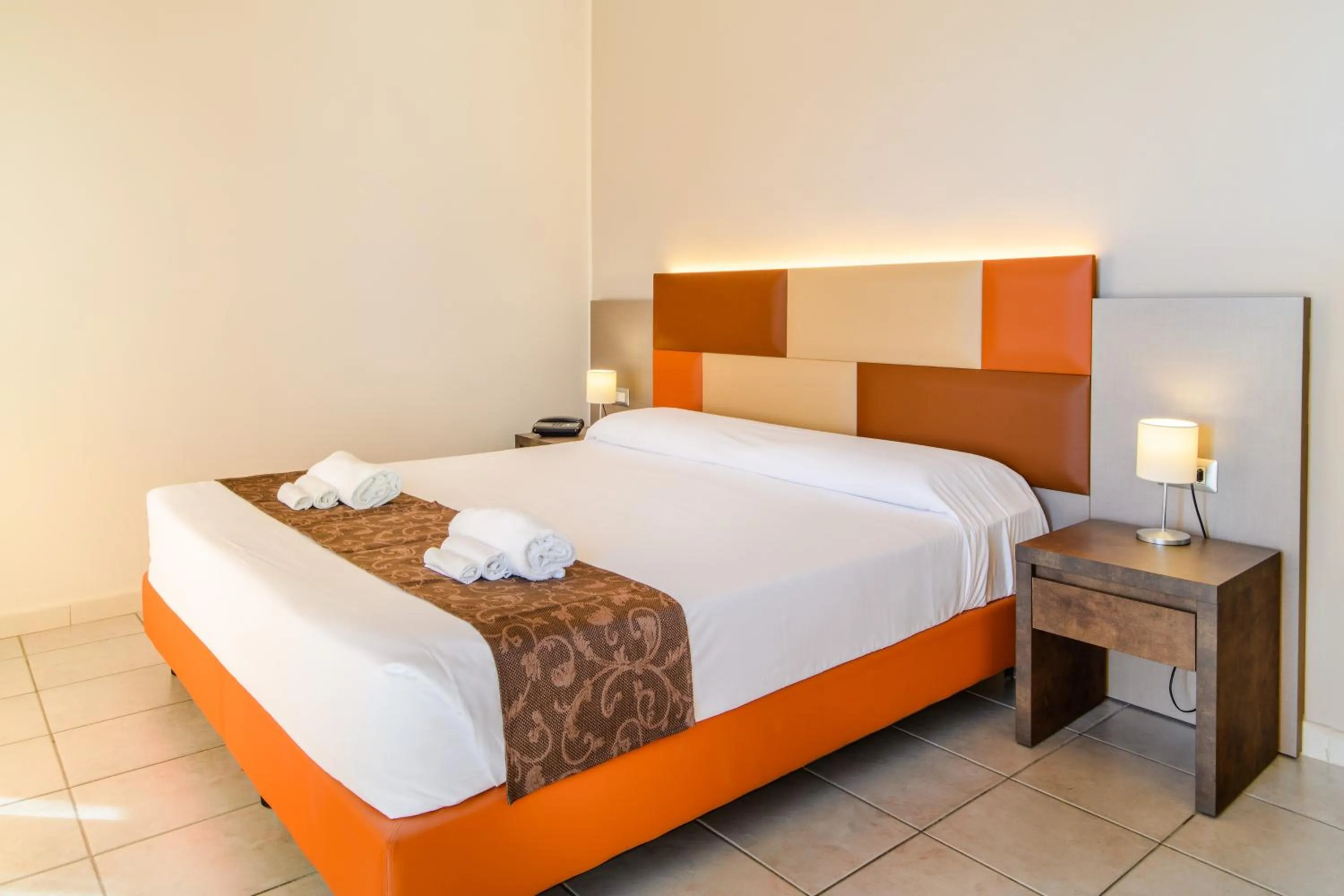 Bed in Hotel Tirreno