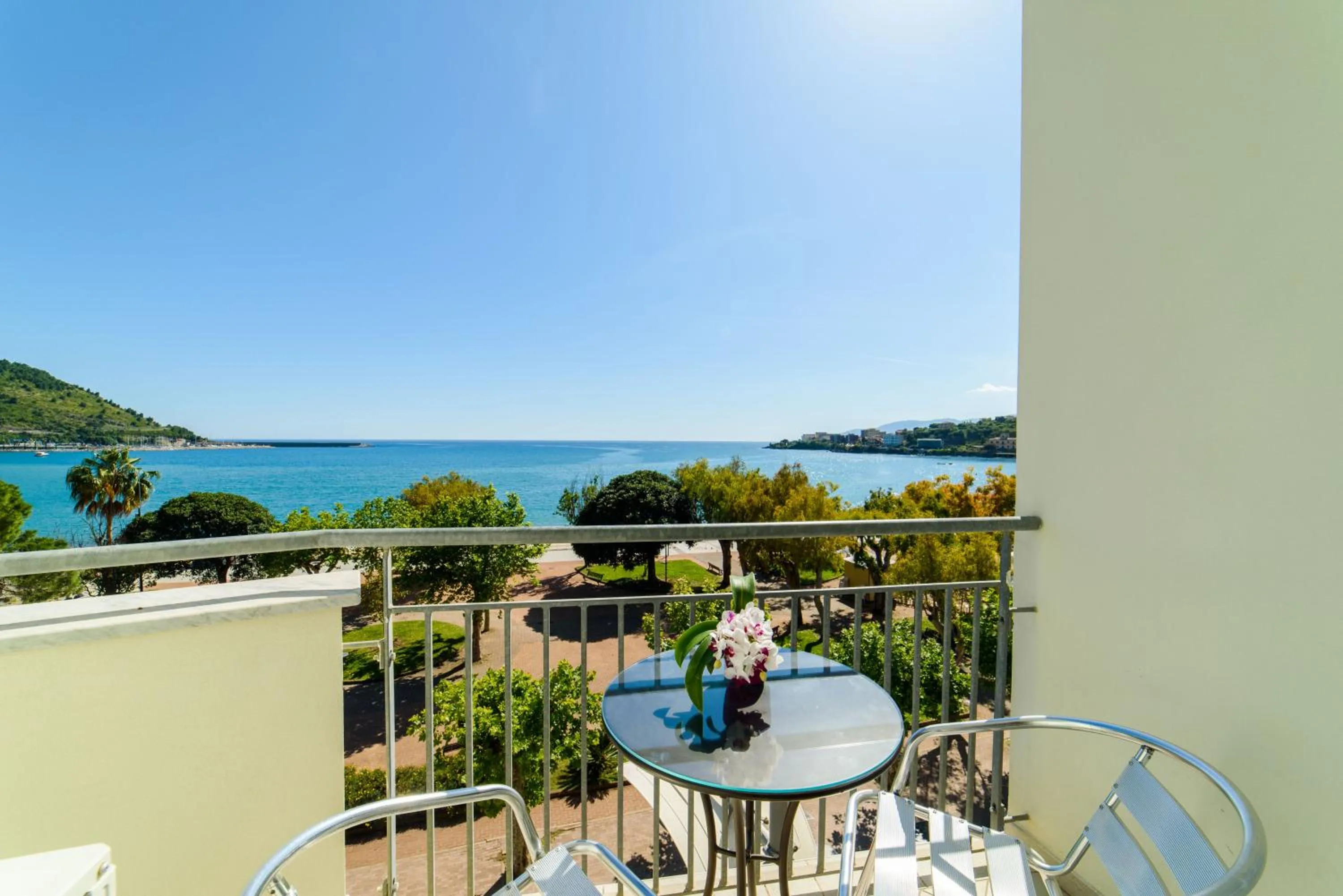 Sea view in Hotel Tirreno