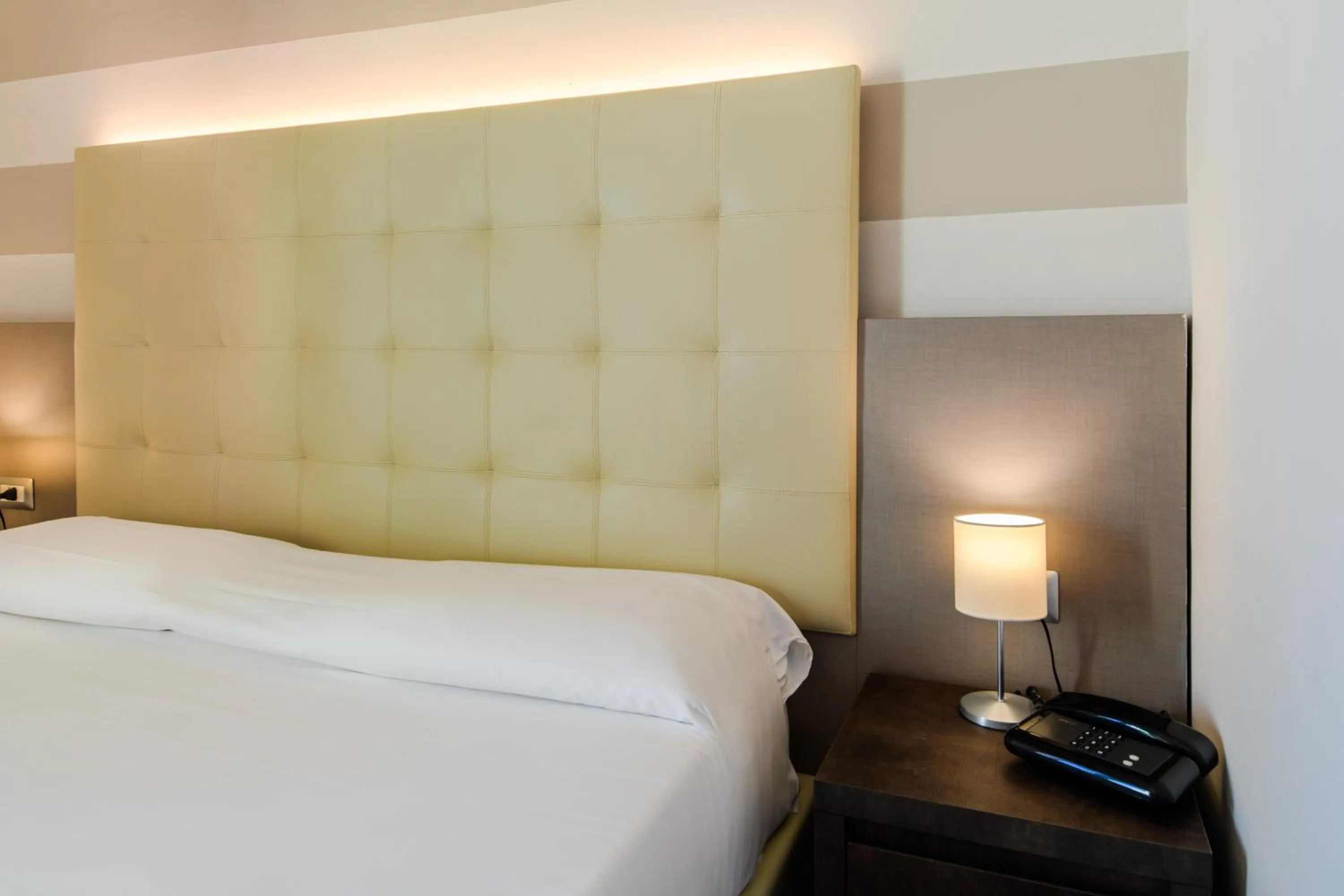 Bed in Hotel Tirreno