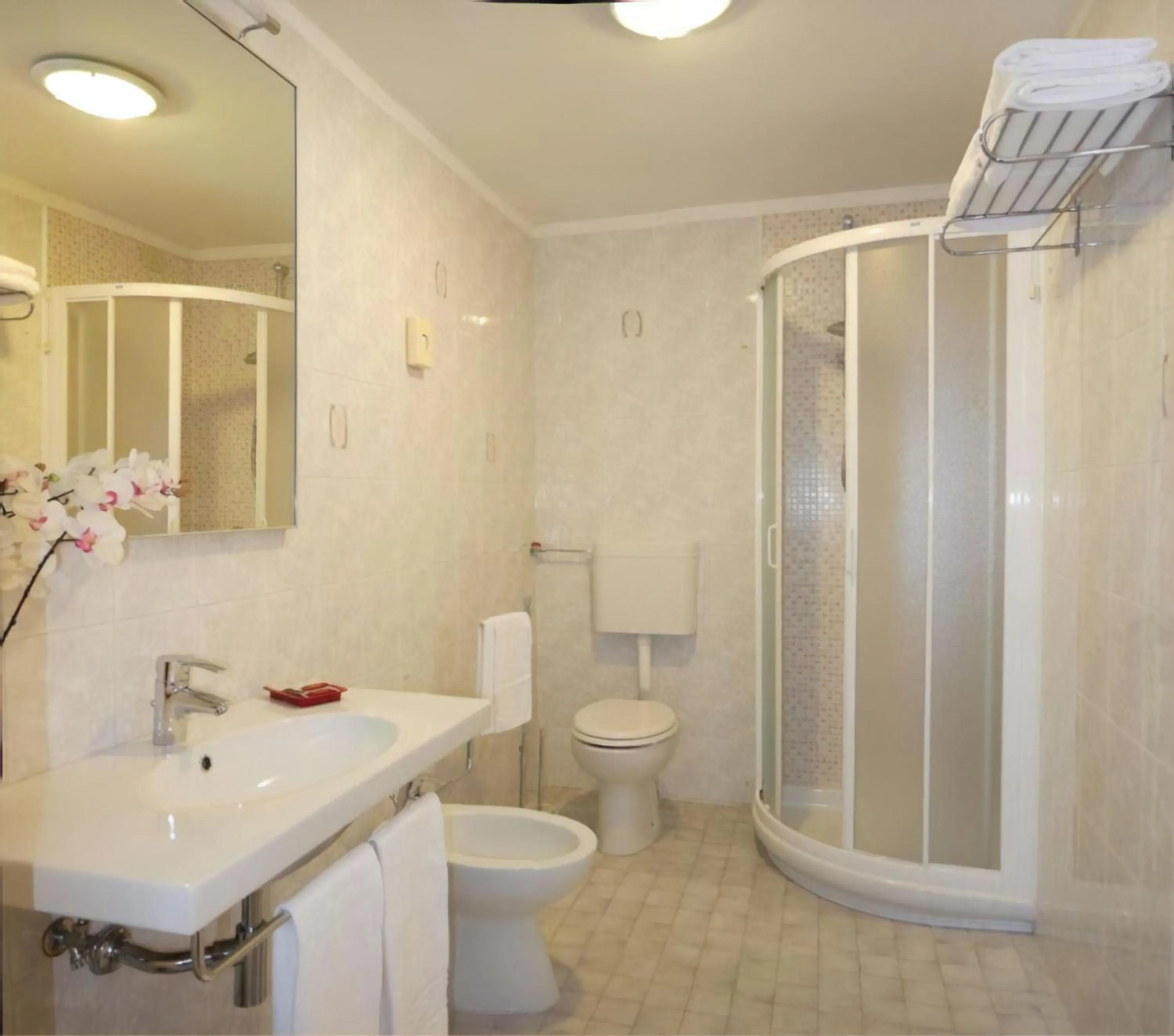 Bathroom in Hotel Storione