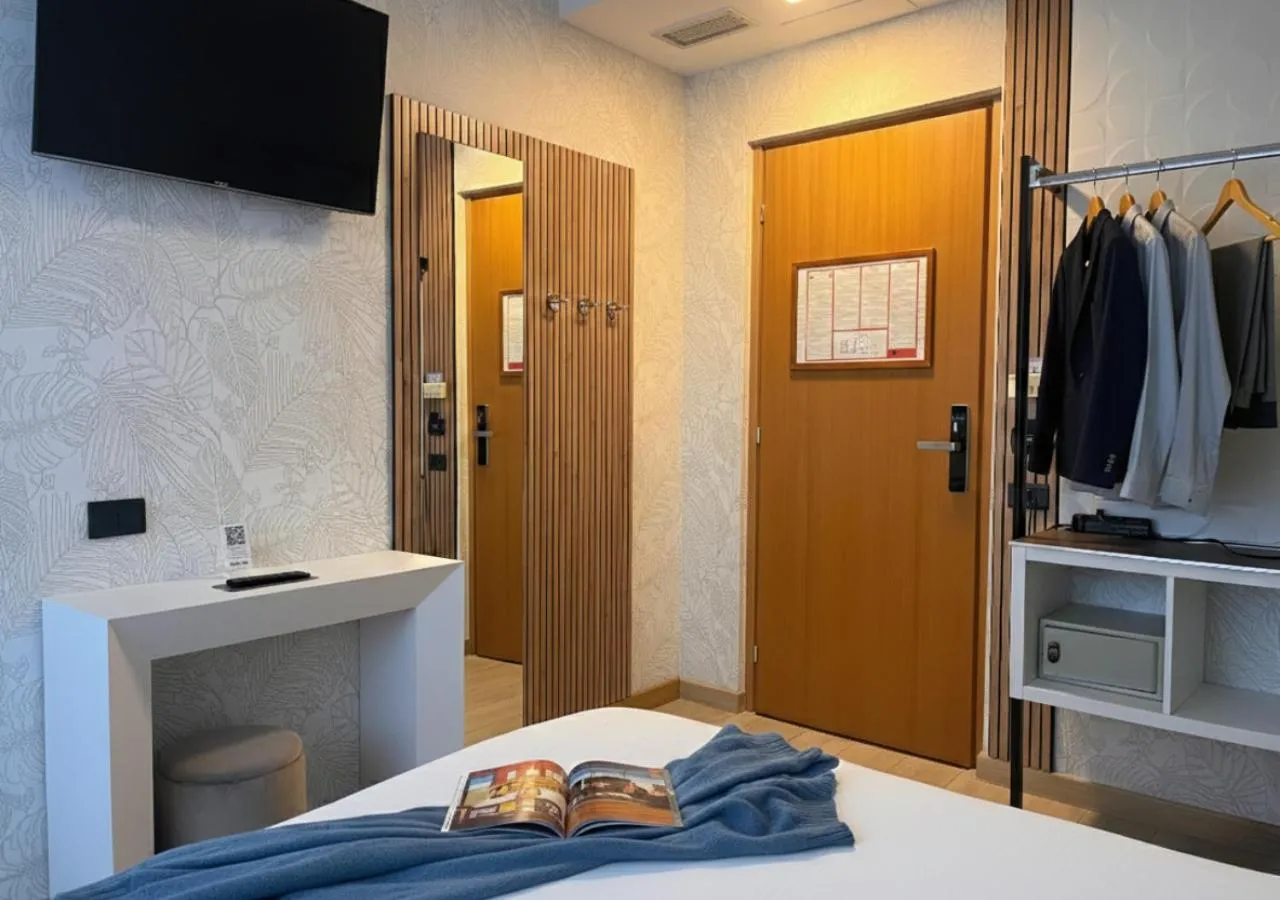 Bed in Hotel Isola Verde