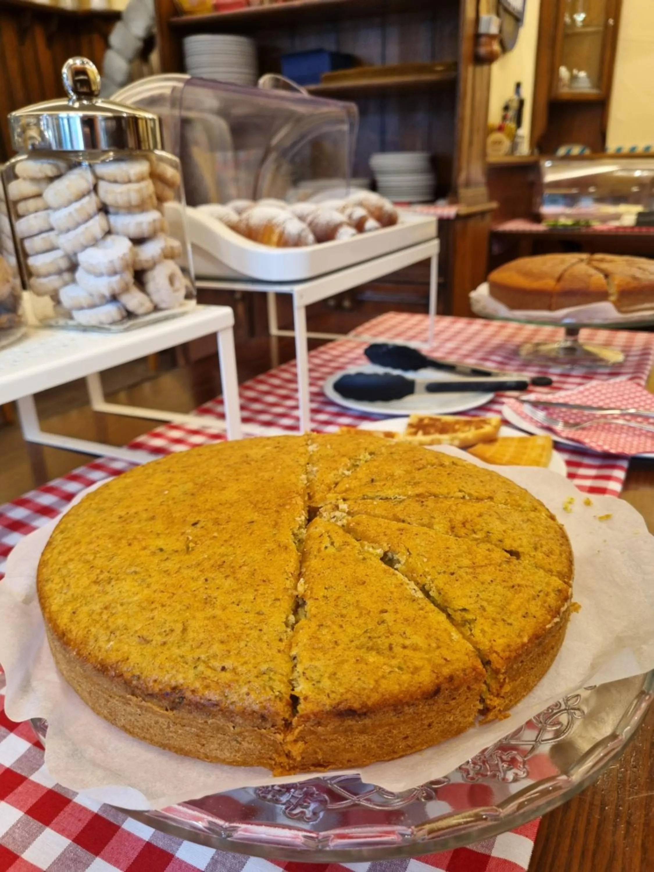 Restaurant/places to eat in Hotel Vittoria