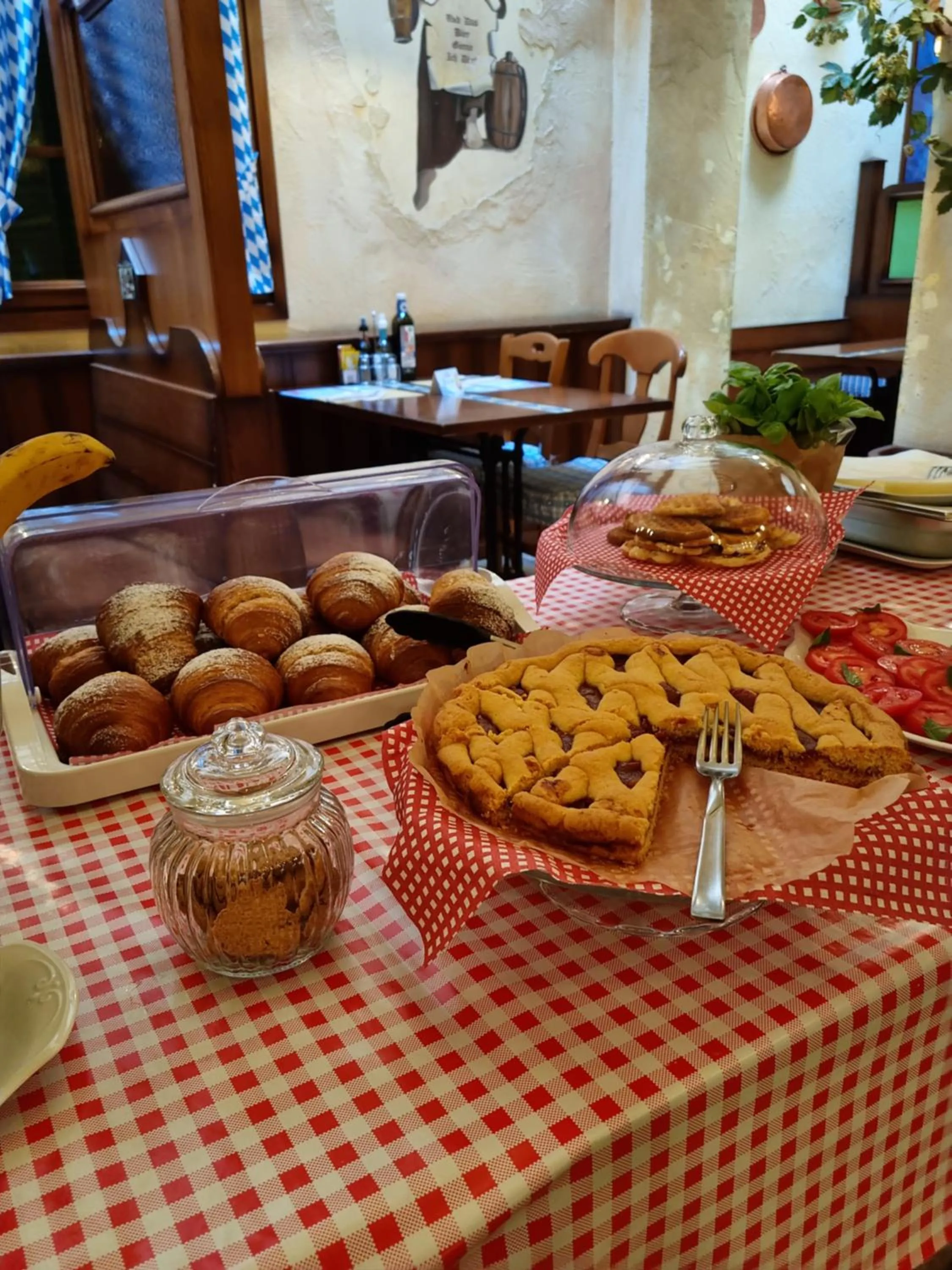 Breakfast in Hotel Vittoria
